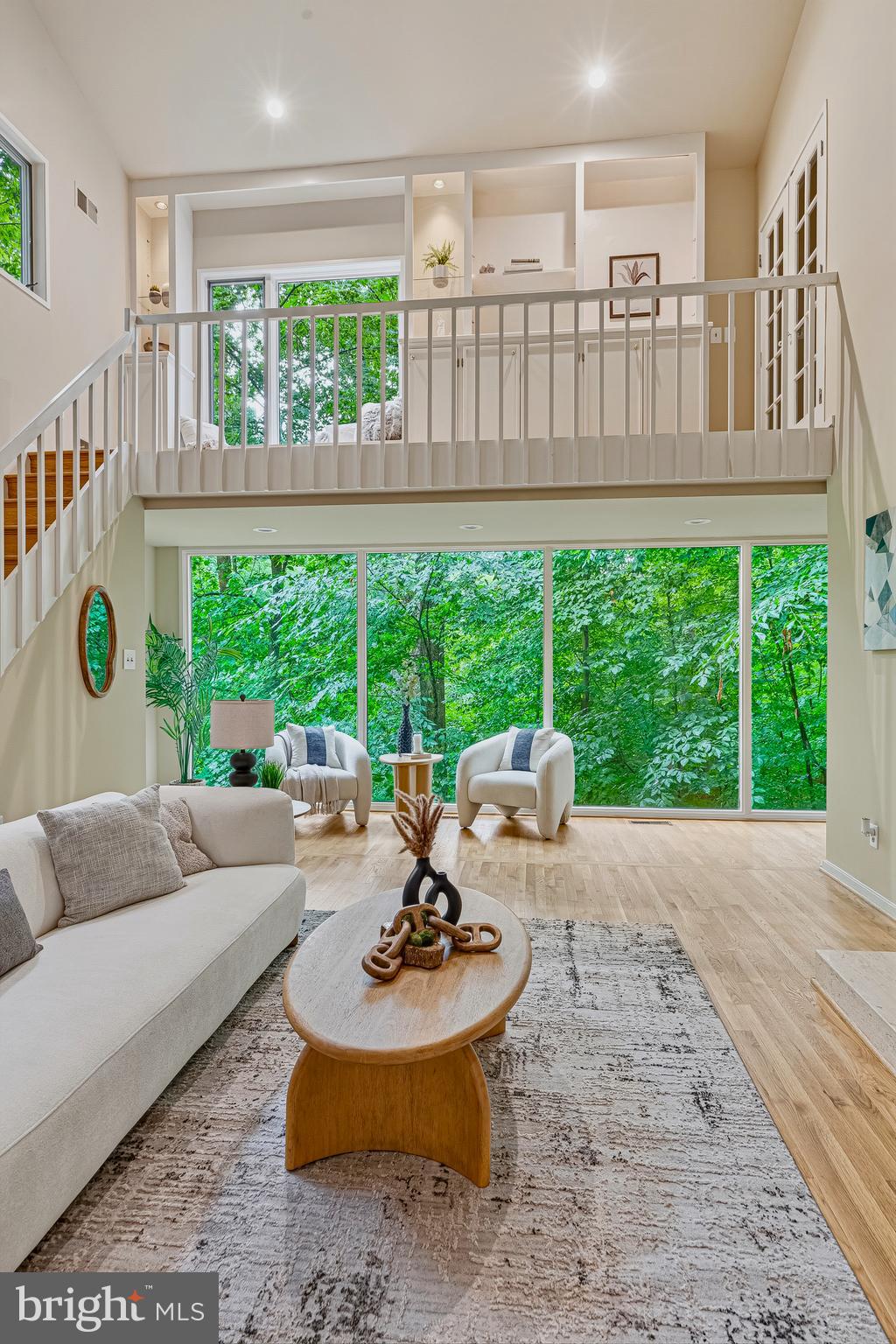 FOREST HILLS - Residential
