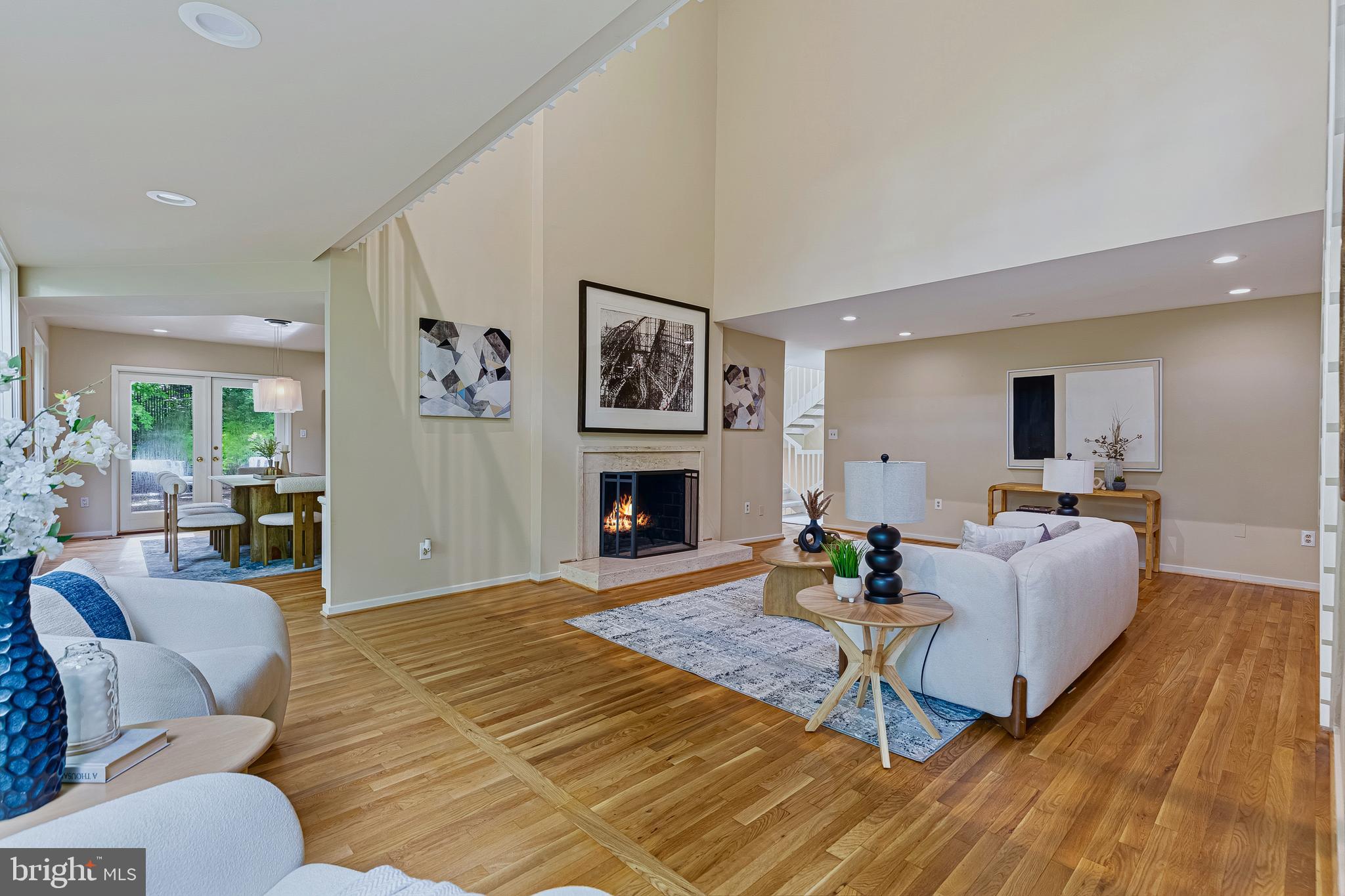 FOREST HILLS - Residential