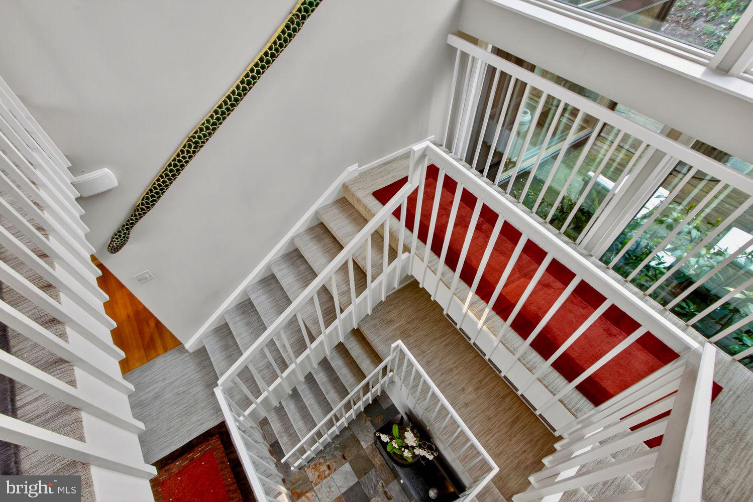 FOREST HILLS - Residential