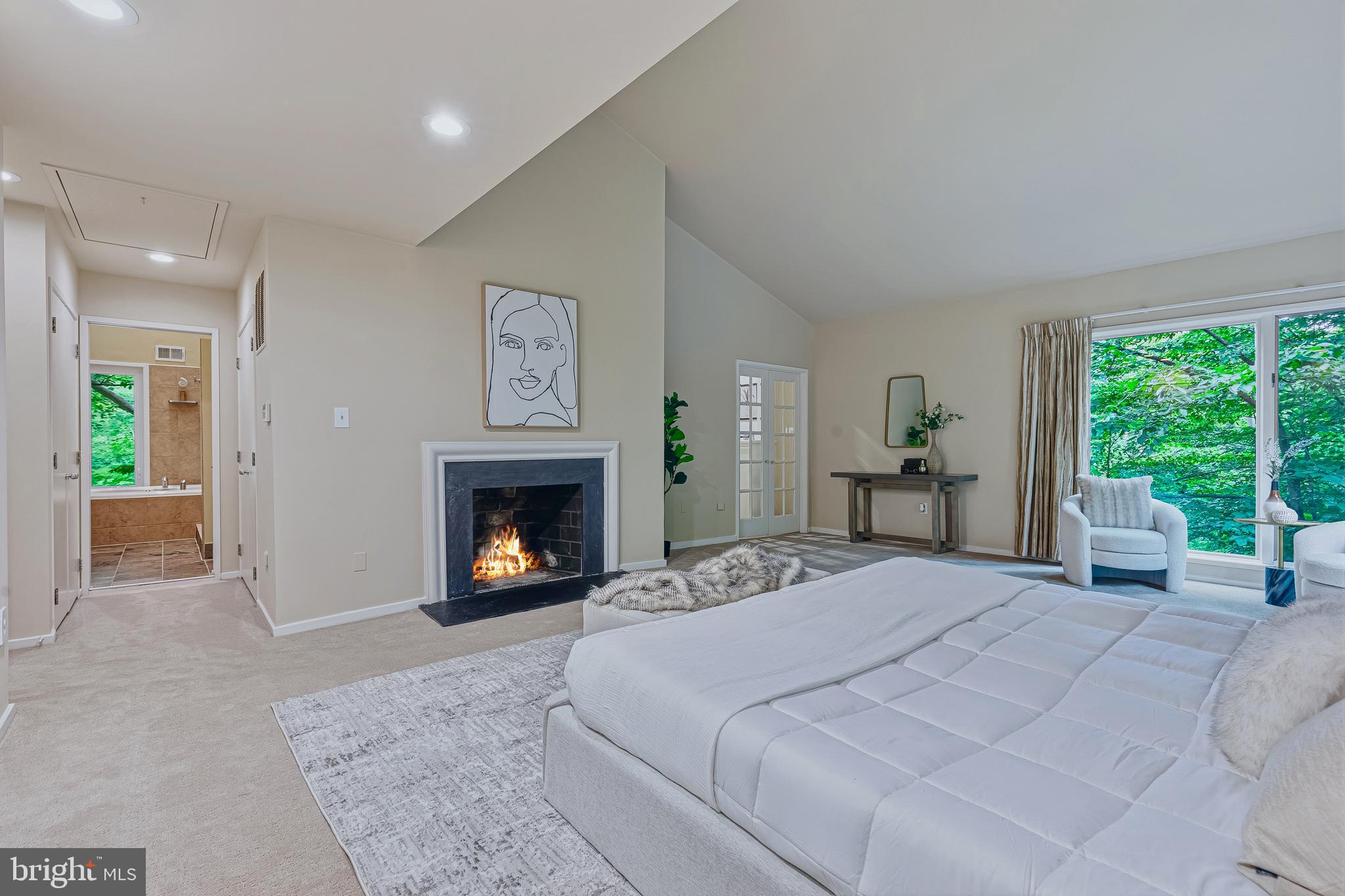 FOREST HILLS - Residential