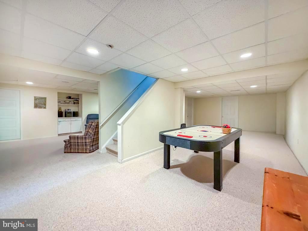 BRIDLE ESTATES - Residential