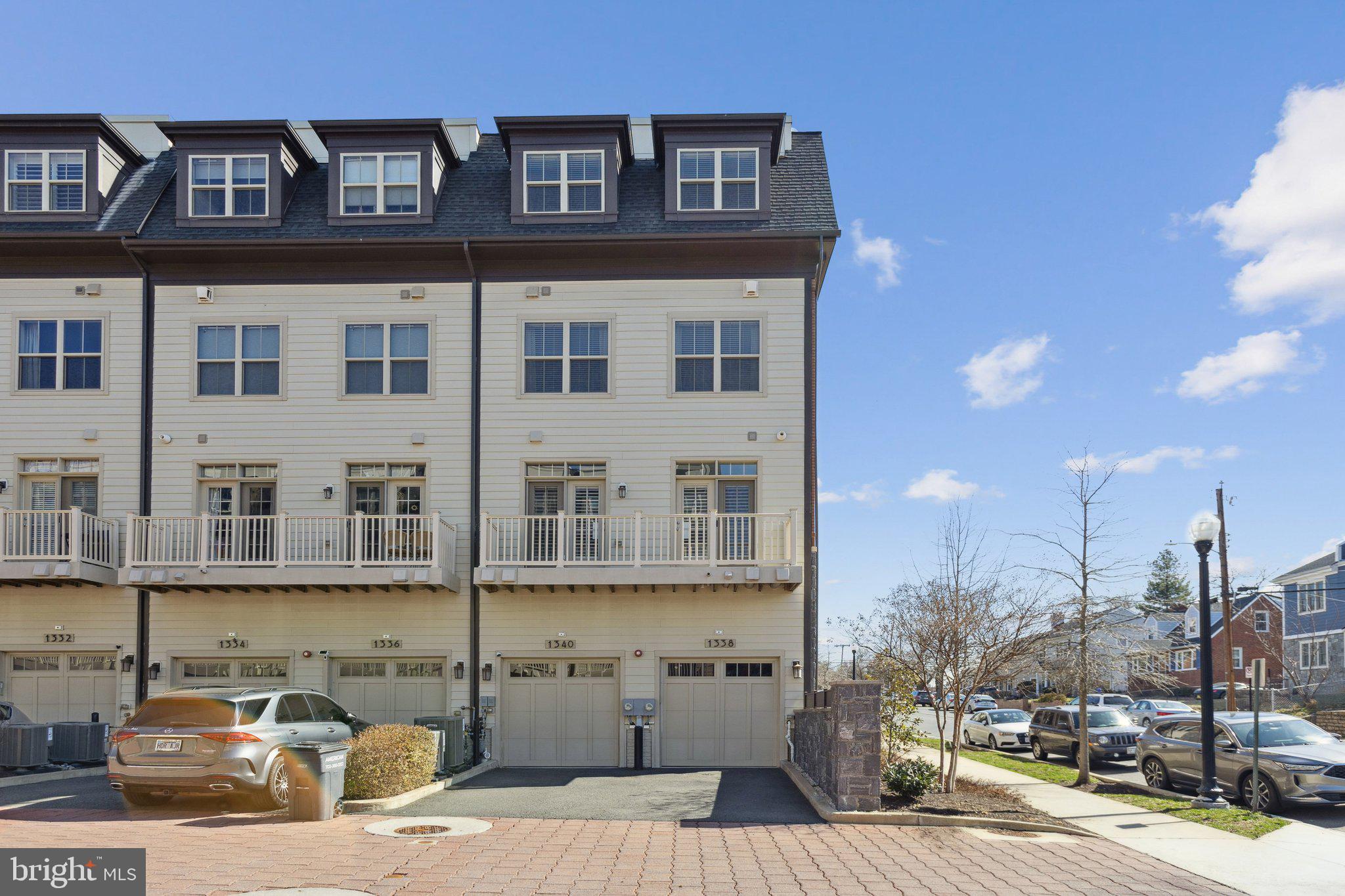 CARVER PLACE - Residential