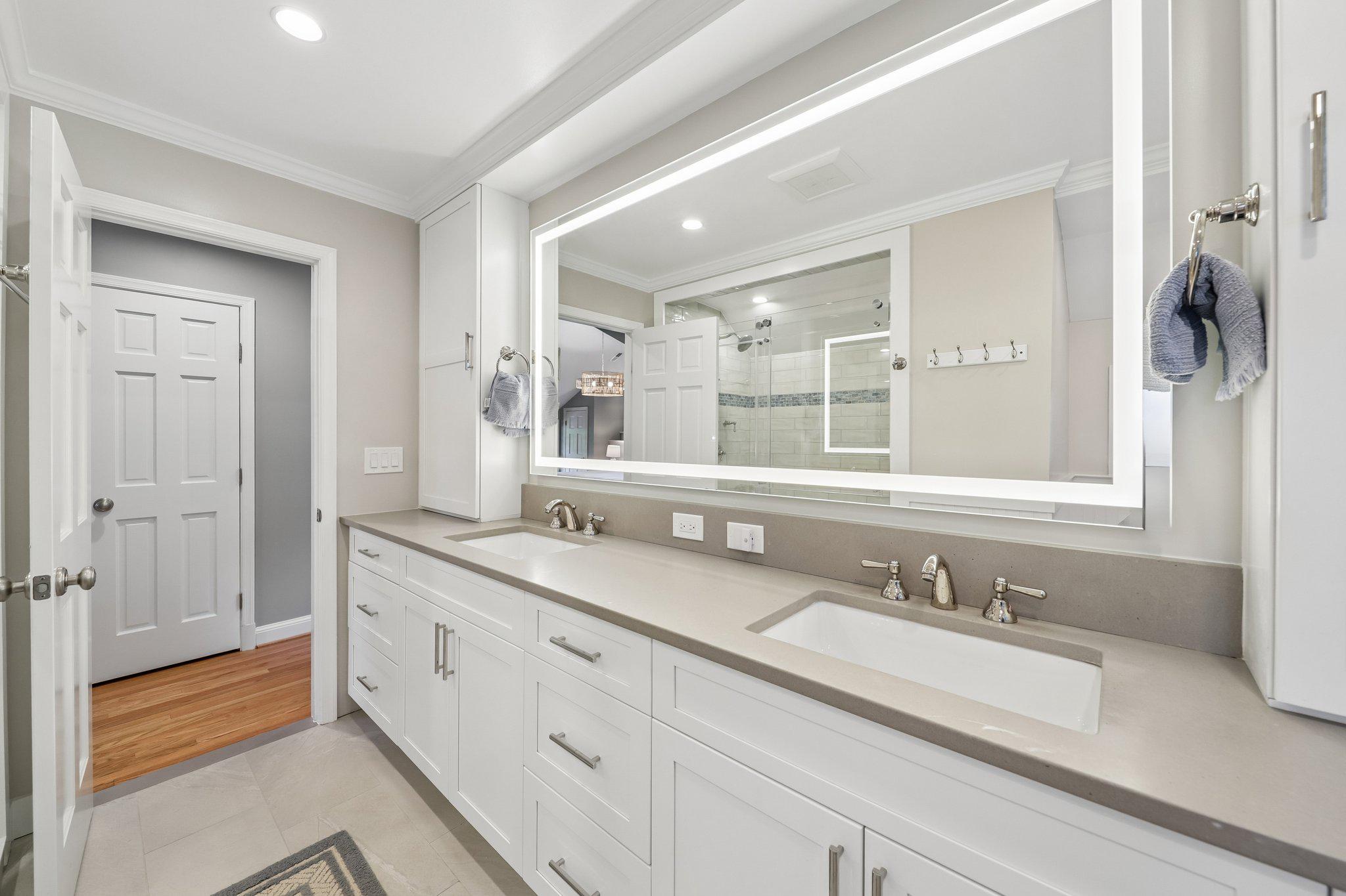 WOODACRES - Residential