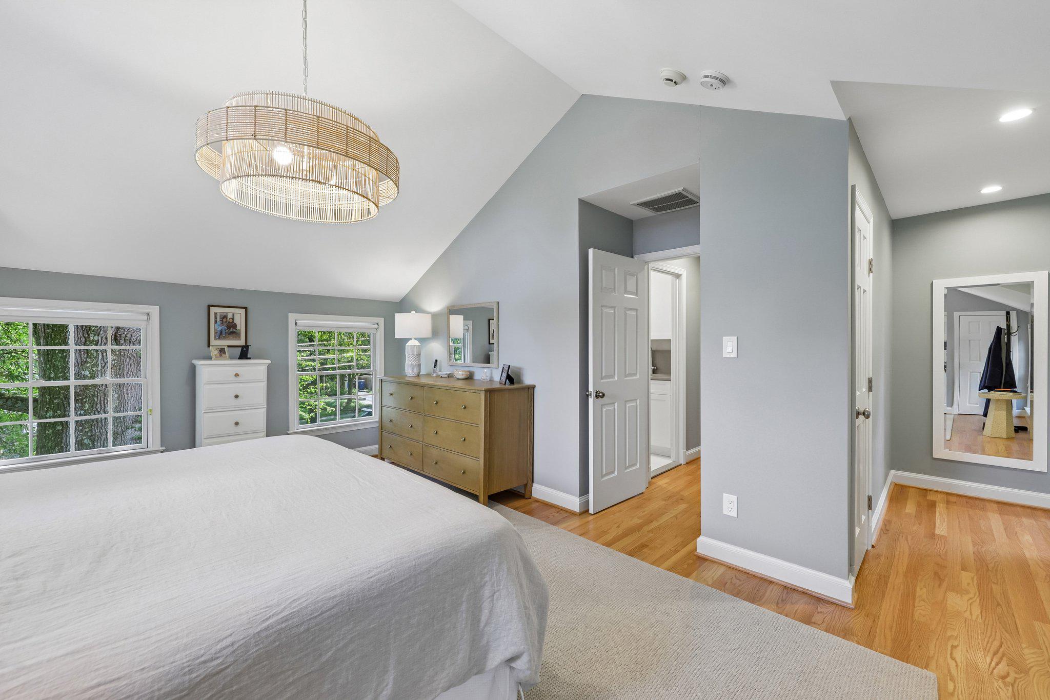 WOODACRES - Residential