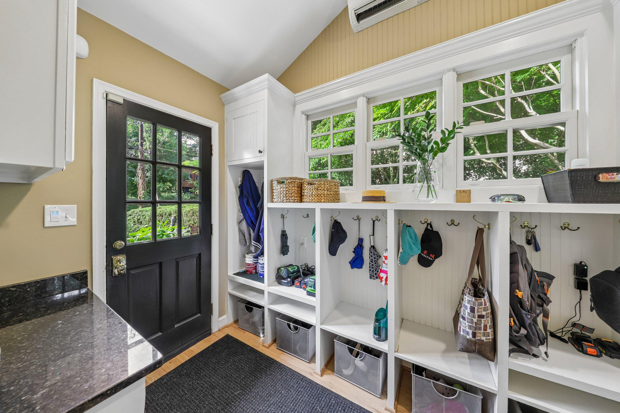 WOODACRES - Residential