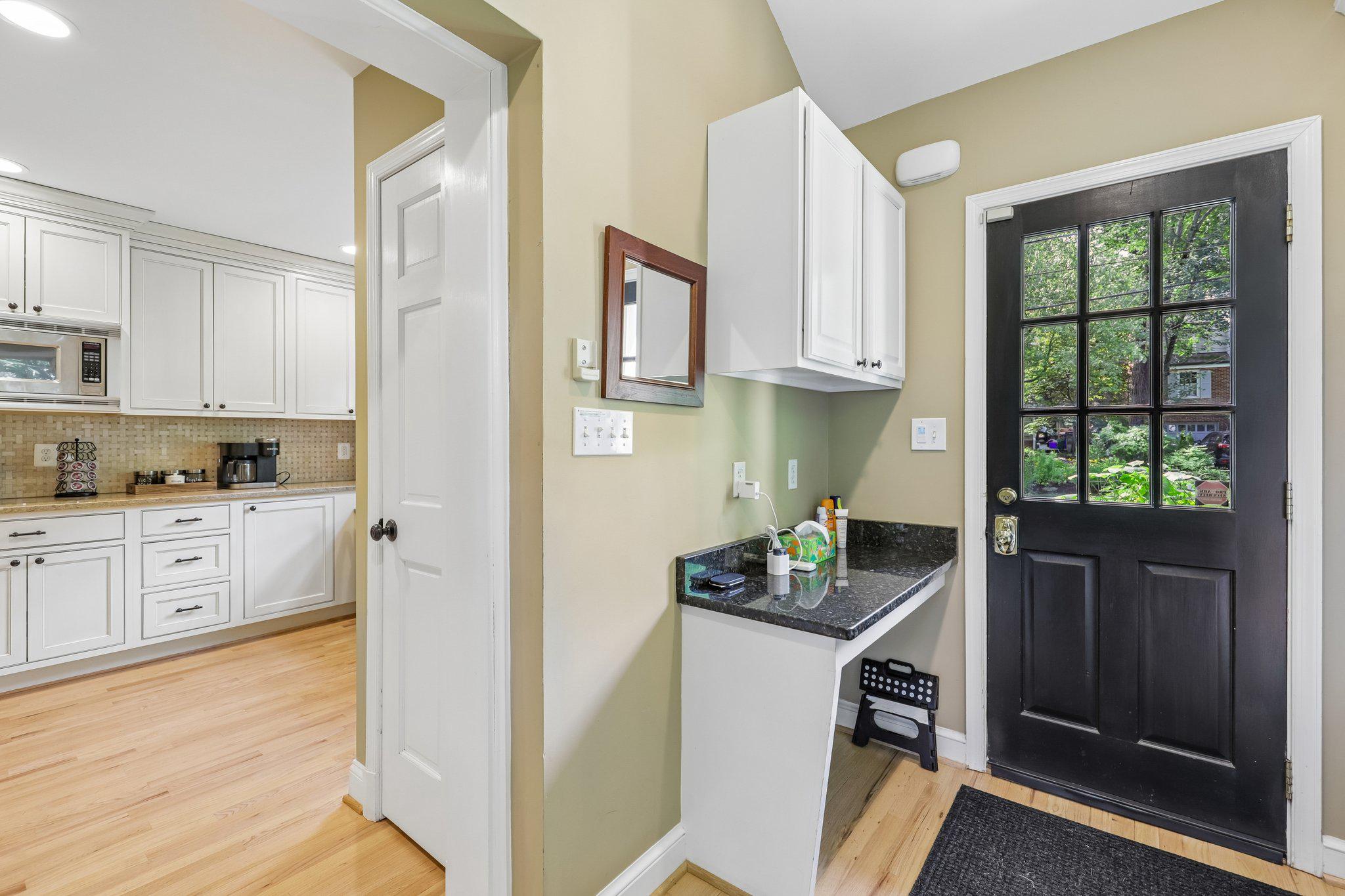 WOODACRES - Residential