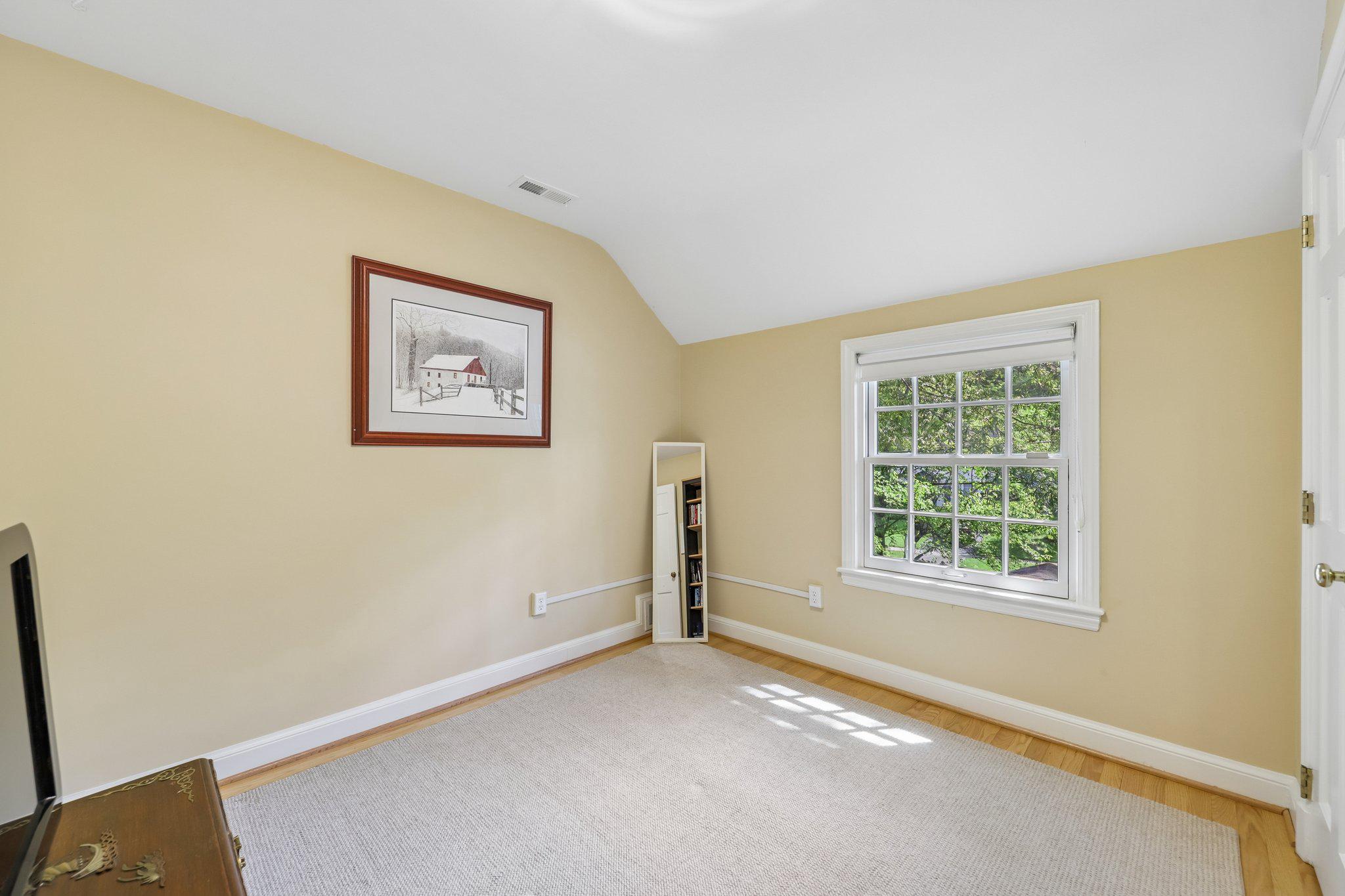 WOODACRES - Residential