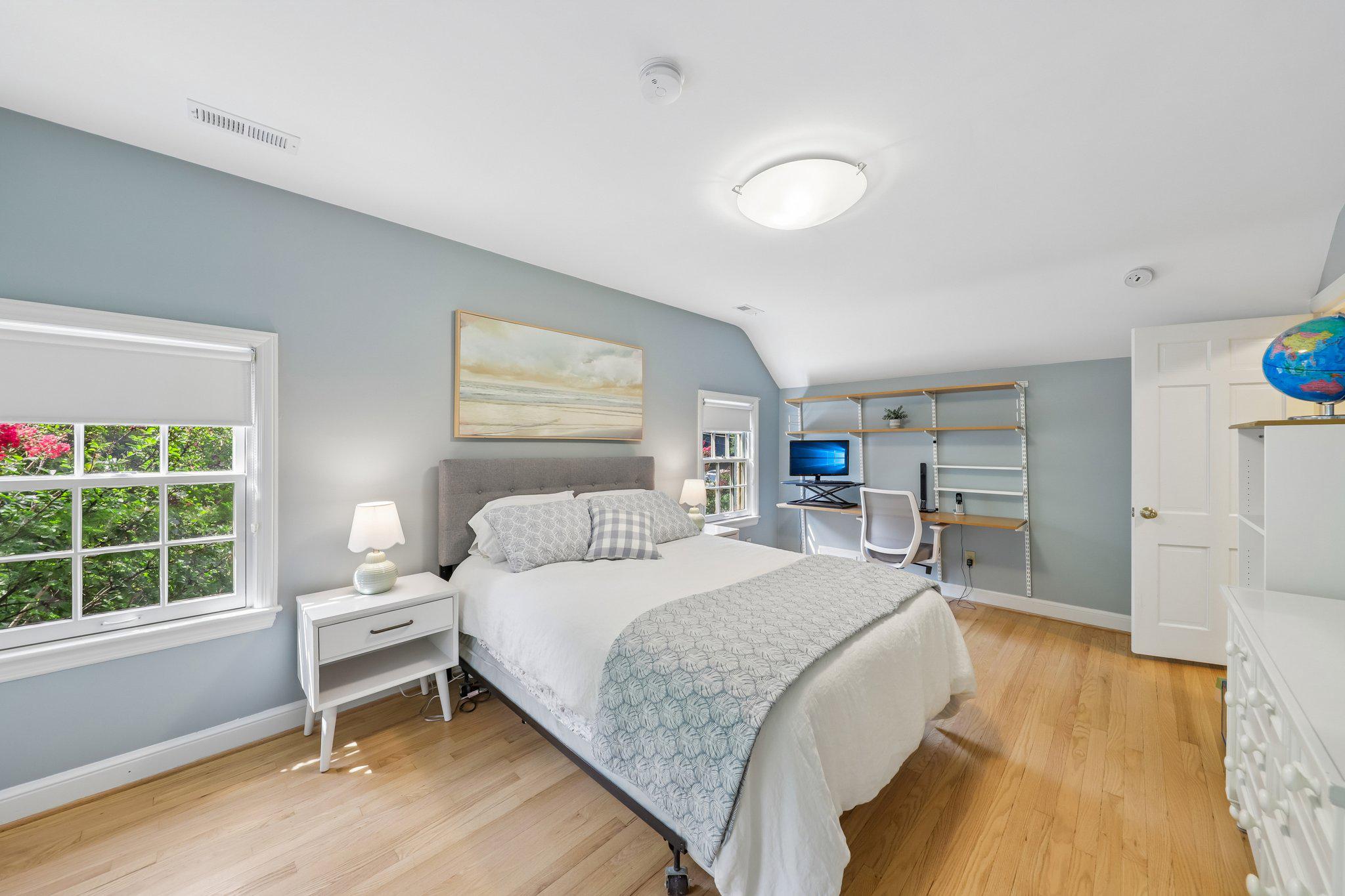 WOODACRES - Residential