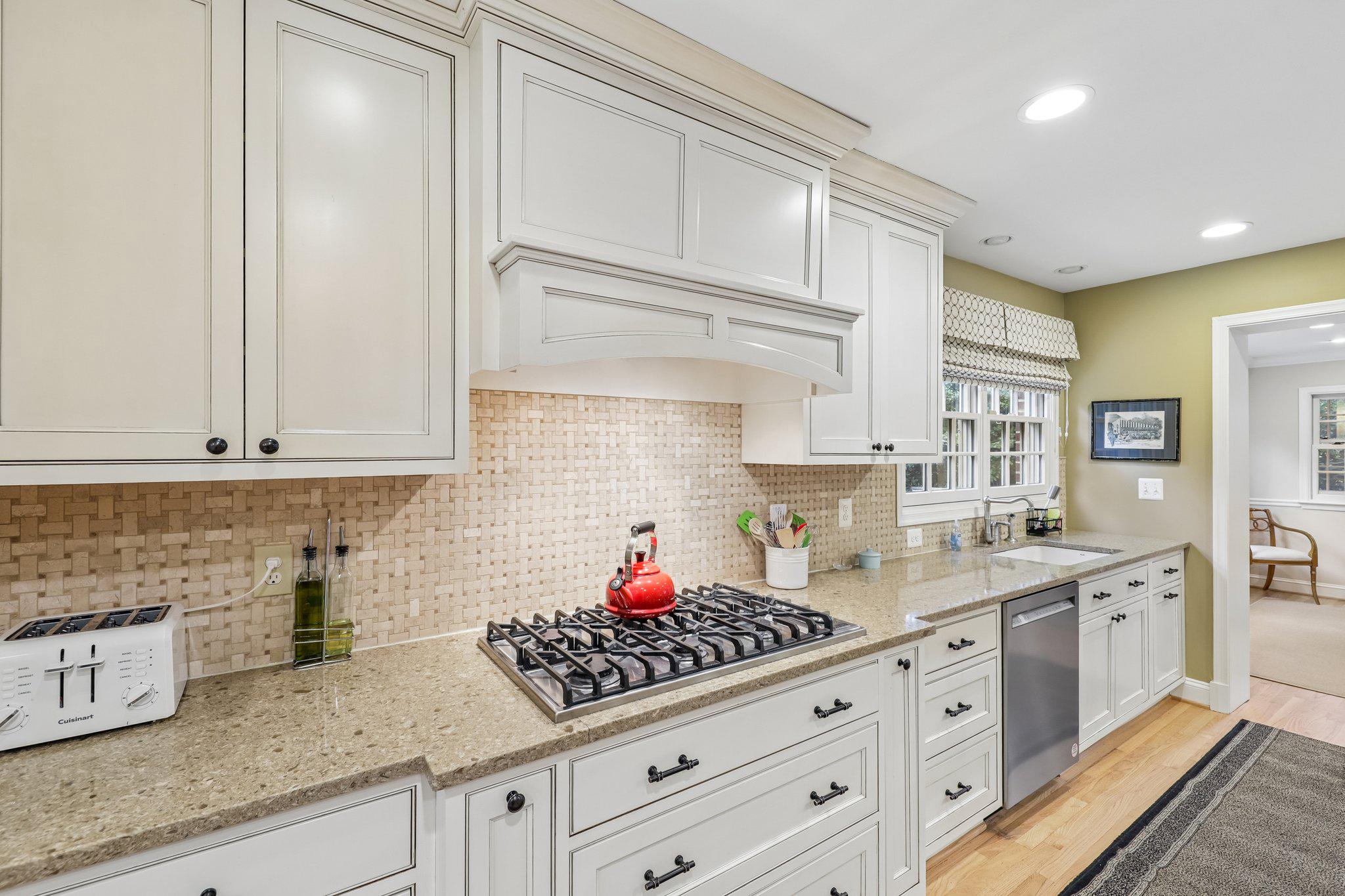 WOODACRES - Residential