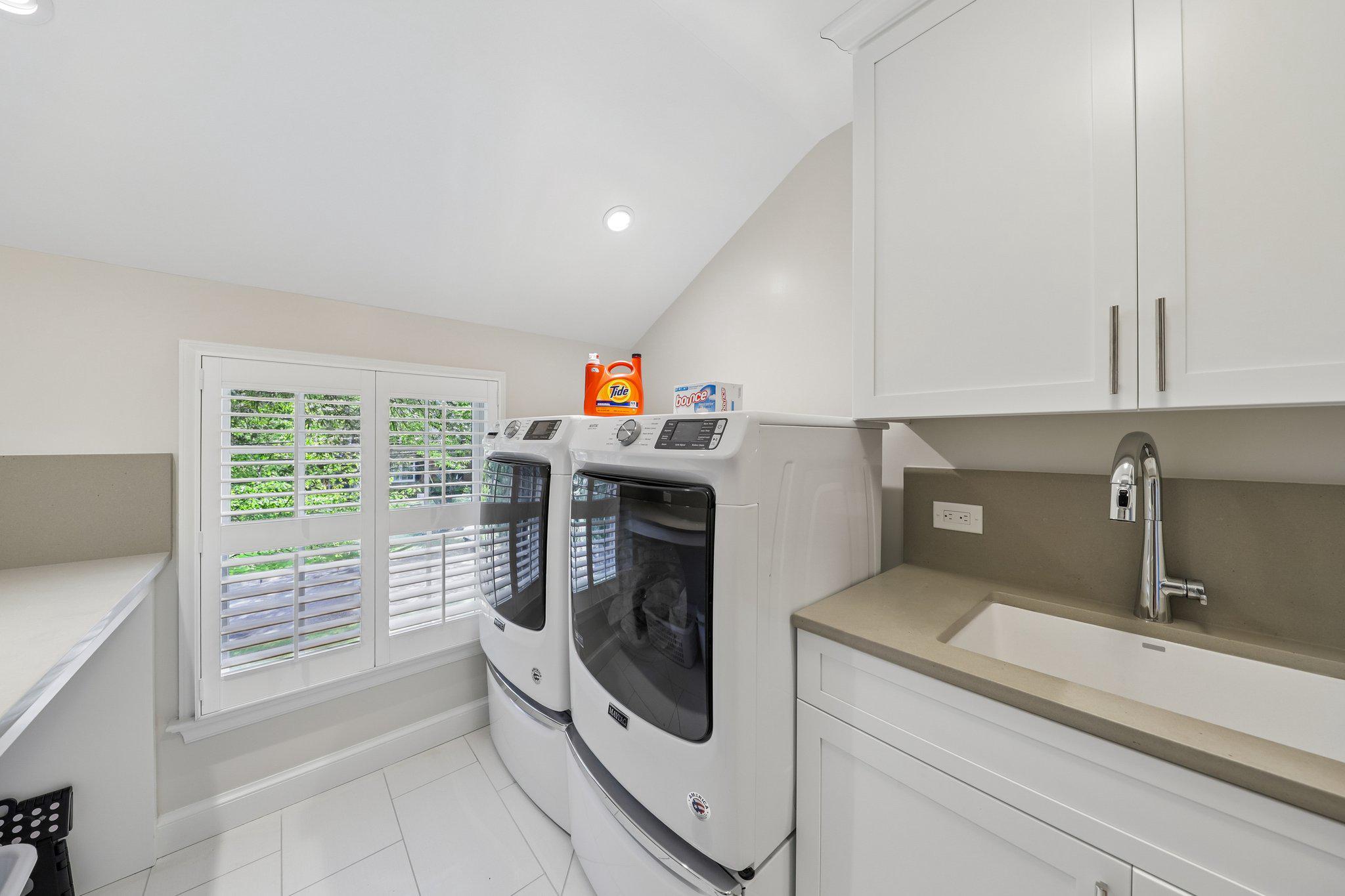 WOODACRES - Residential