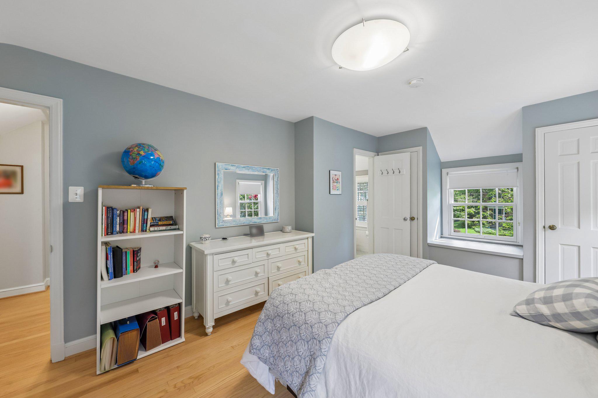 WOODACRES - Residential