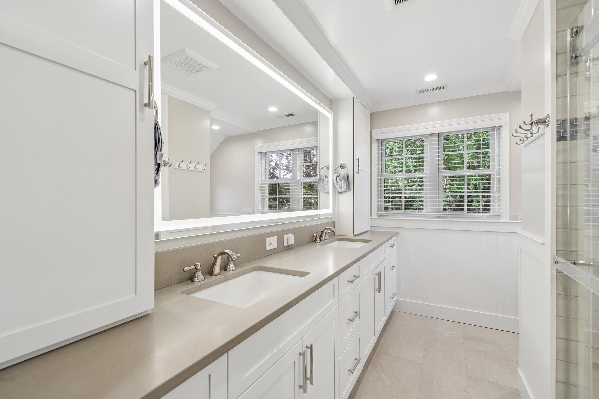 WOODACRES - Residential