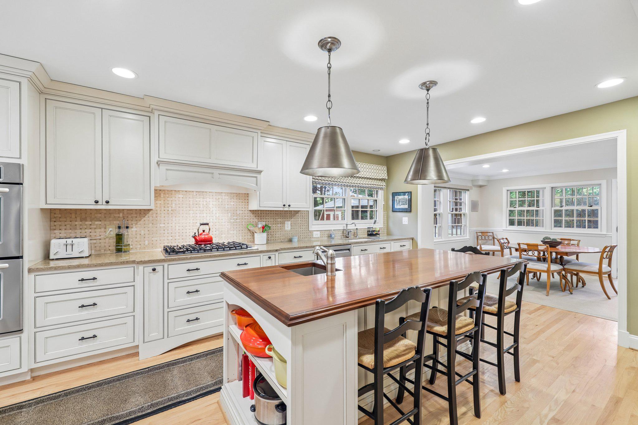 WOODACRES - Residential