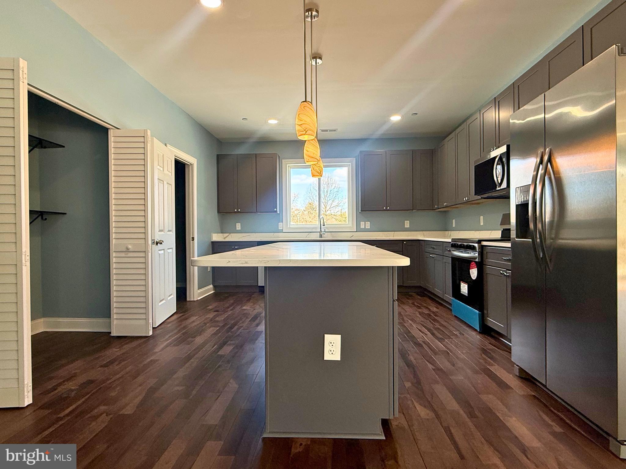CROSBY WOODS - Residential