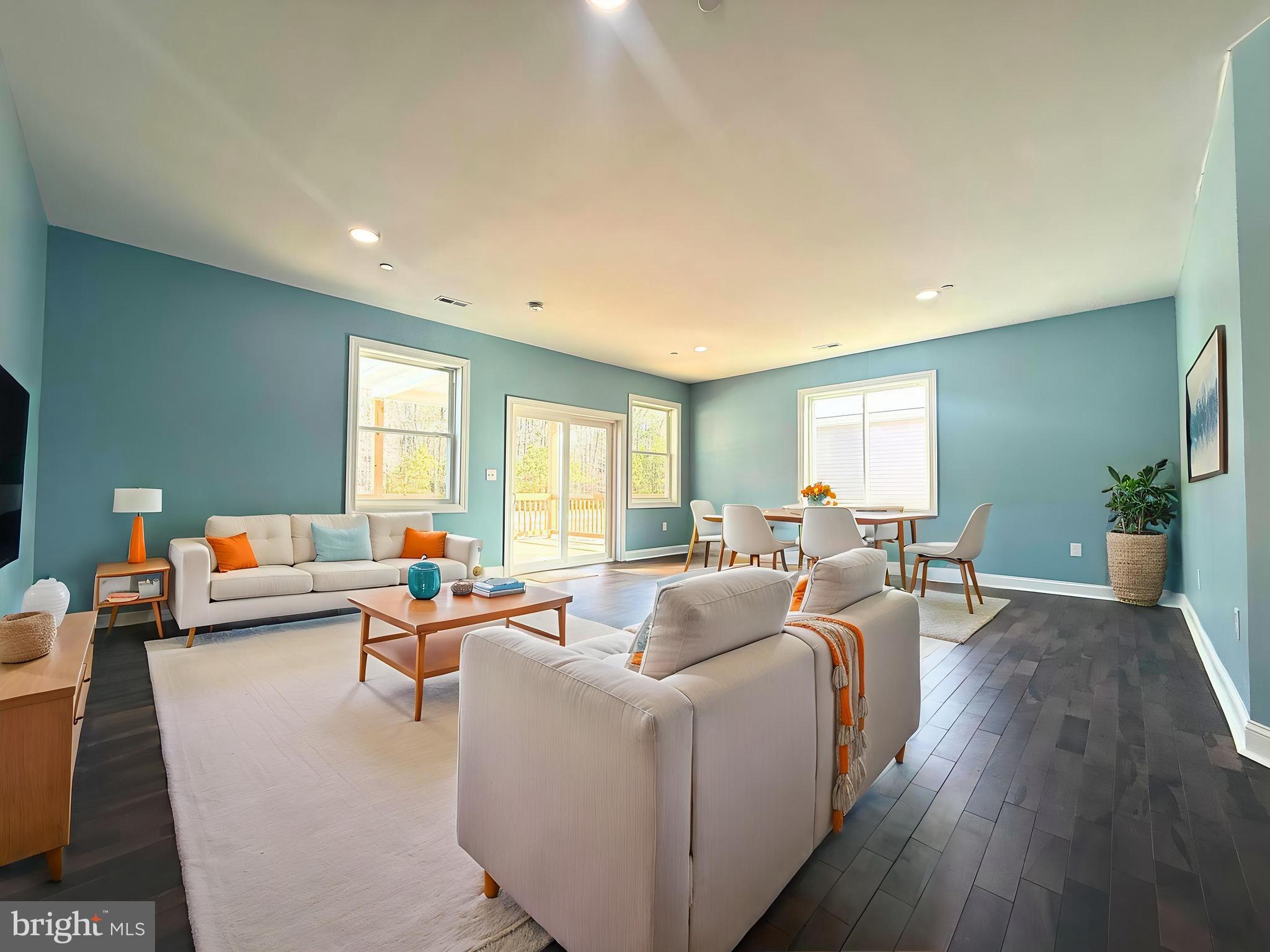 CROSBY WOODS - Residential