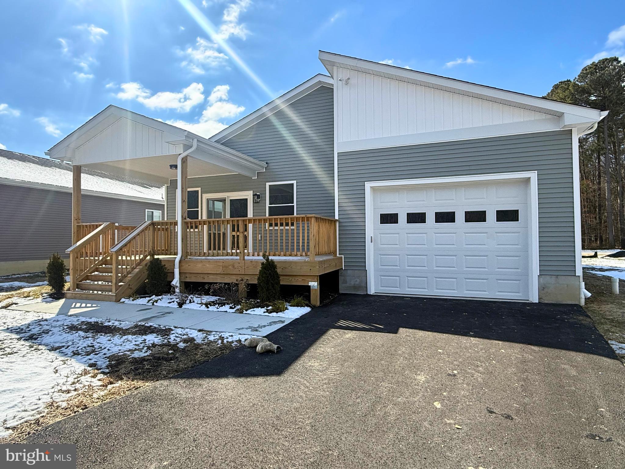 CROSBY WOODS - Residential