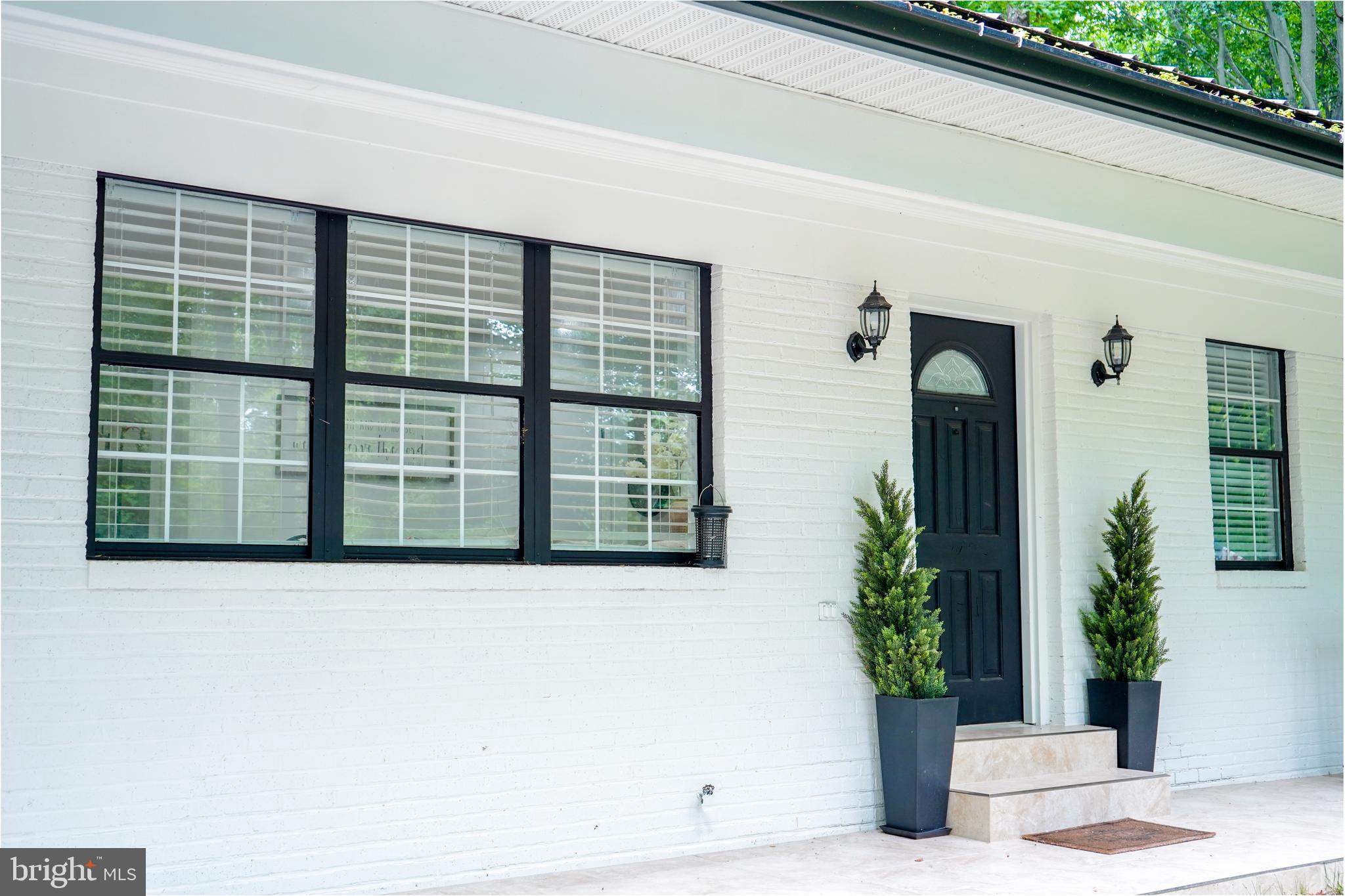 POPLAR WOODS - Residential