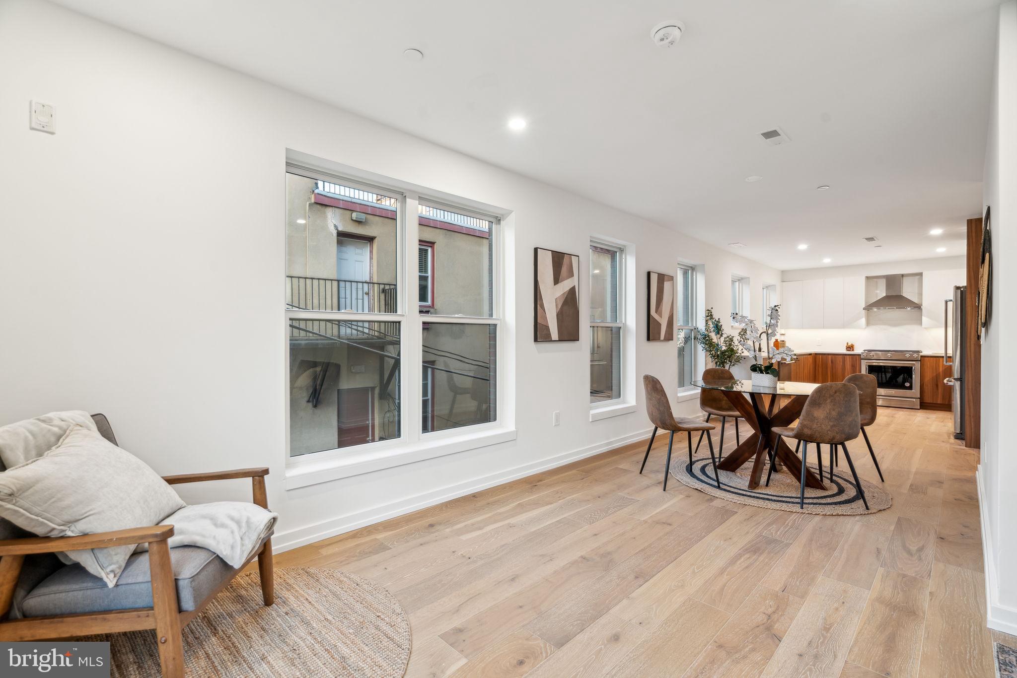 SPRING GARDEN - Residential