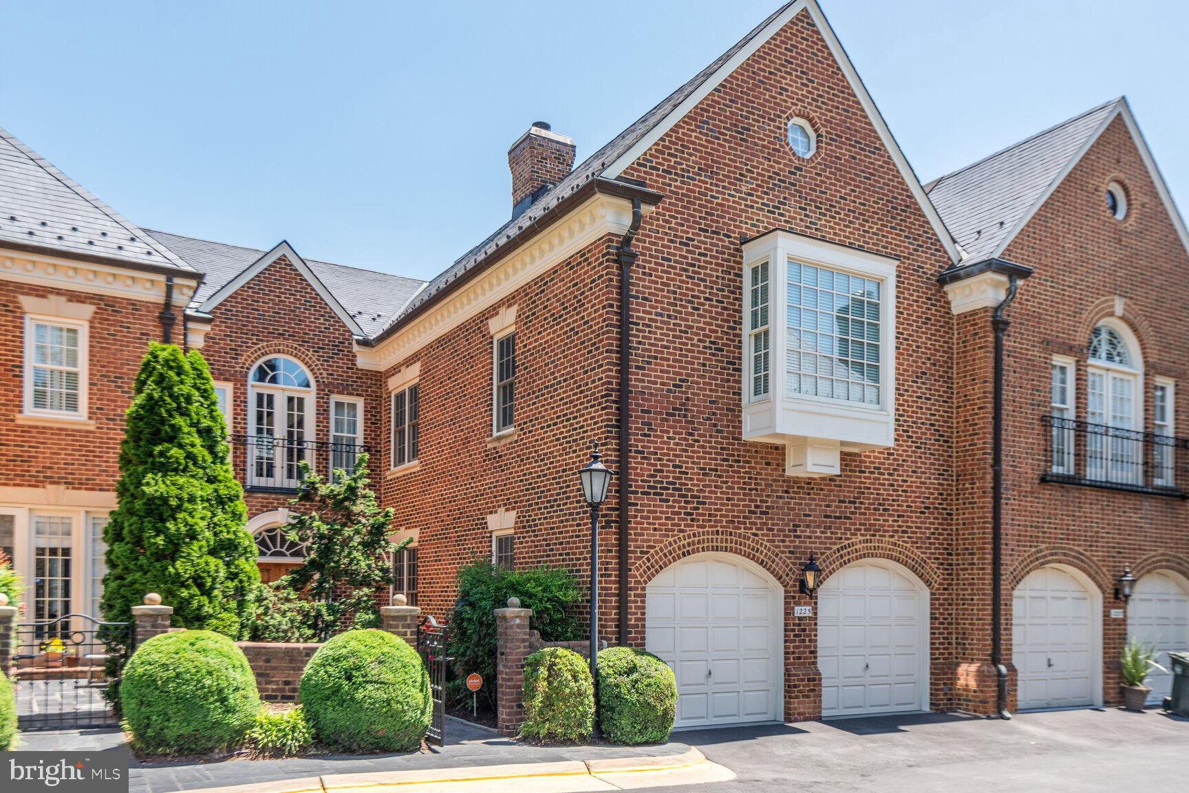 MERRYHILL - Residential
