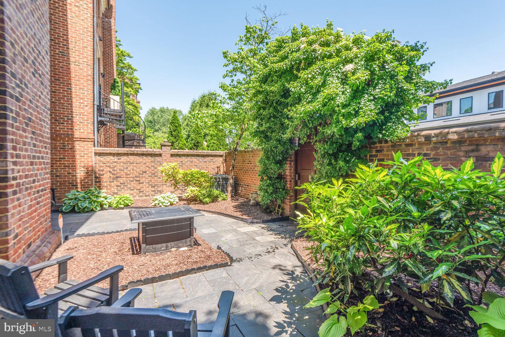 MERRYHILL - Residential