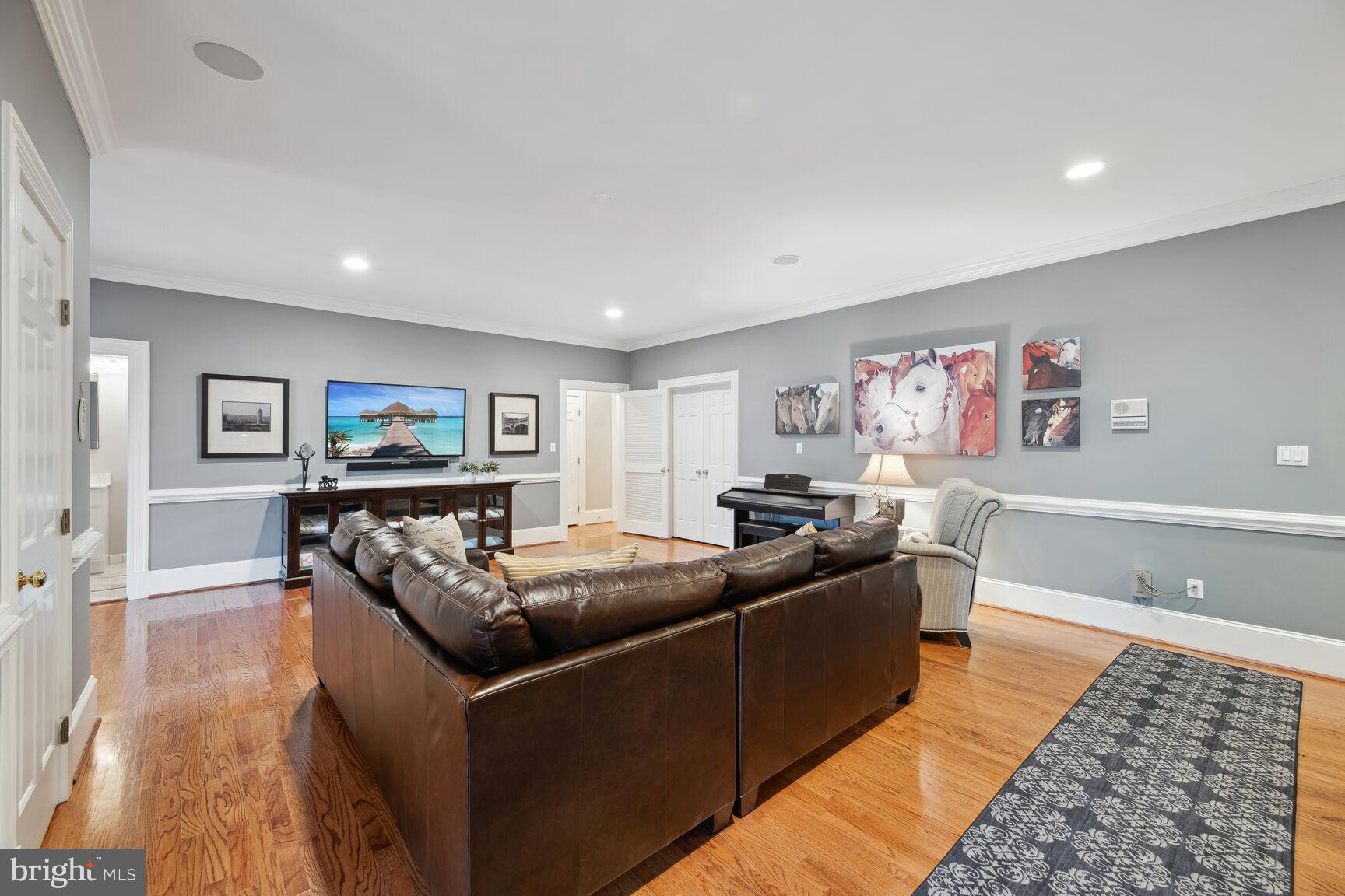 MERRYHILL - Residential