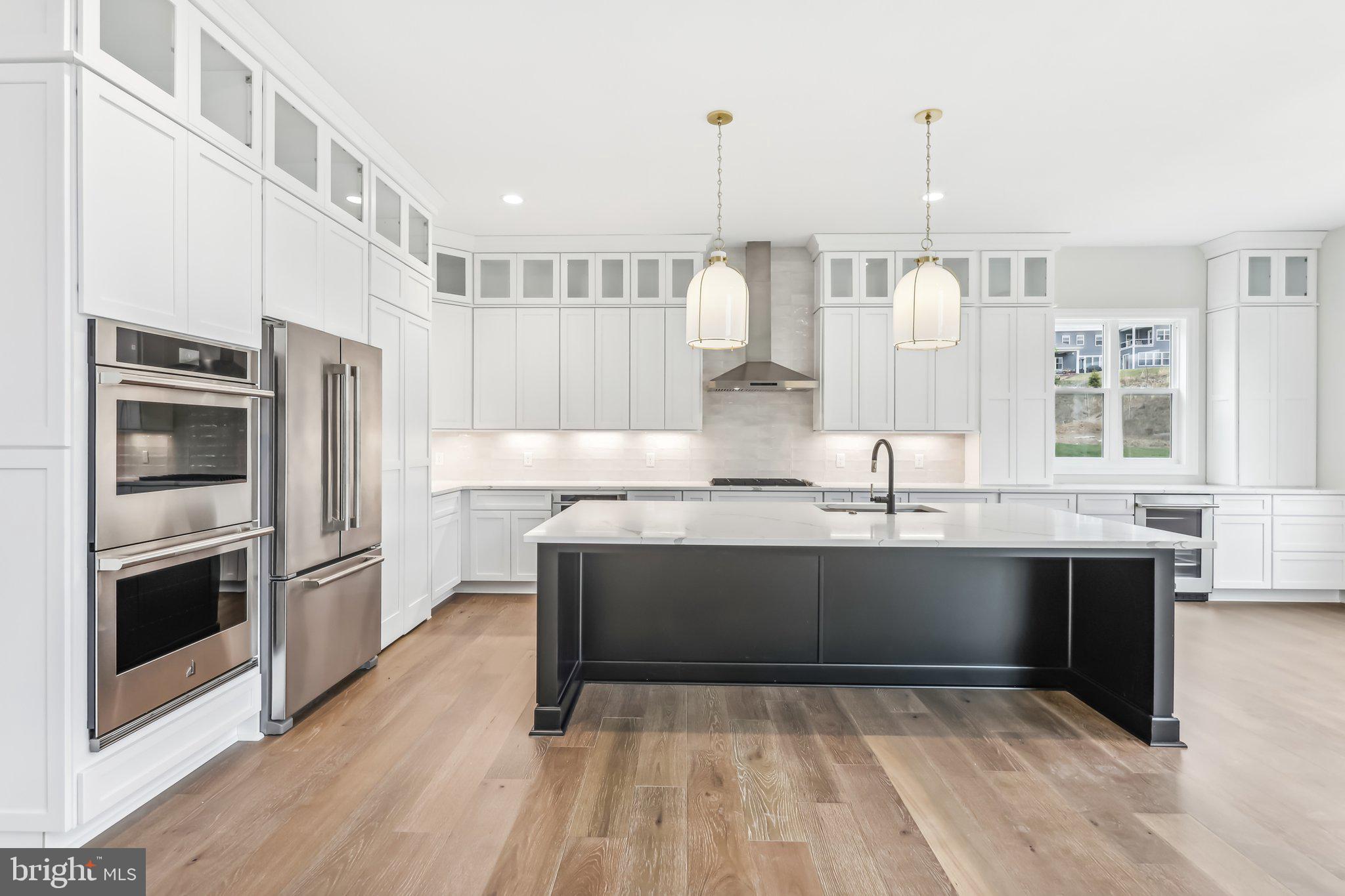 ENCLAVE AT GROVE - Residential