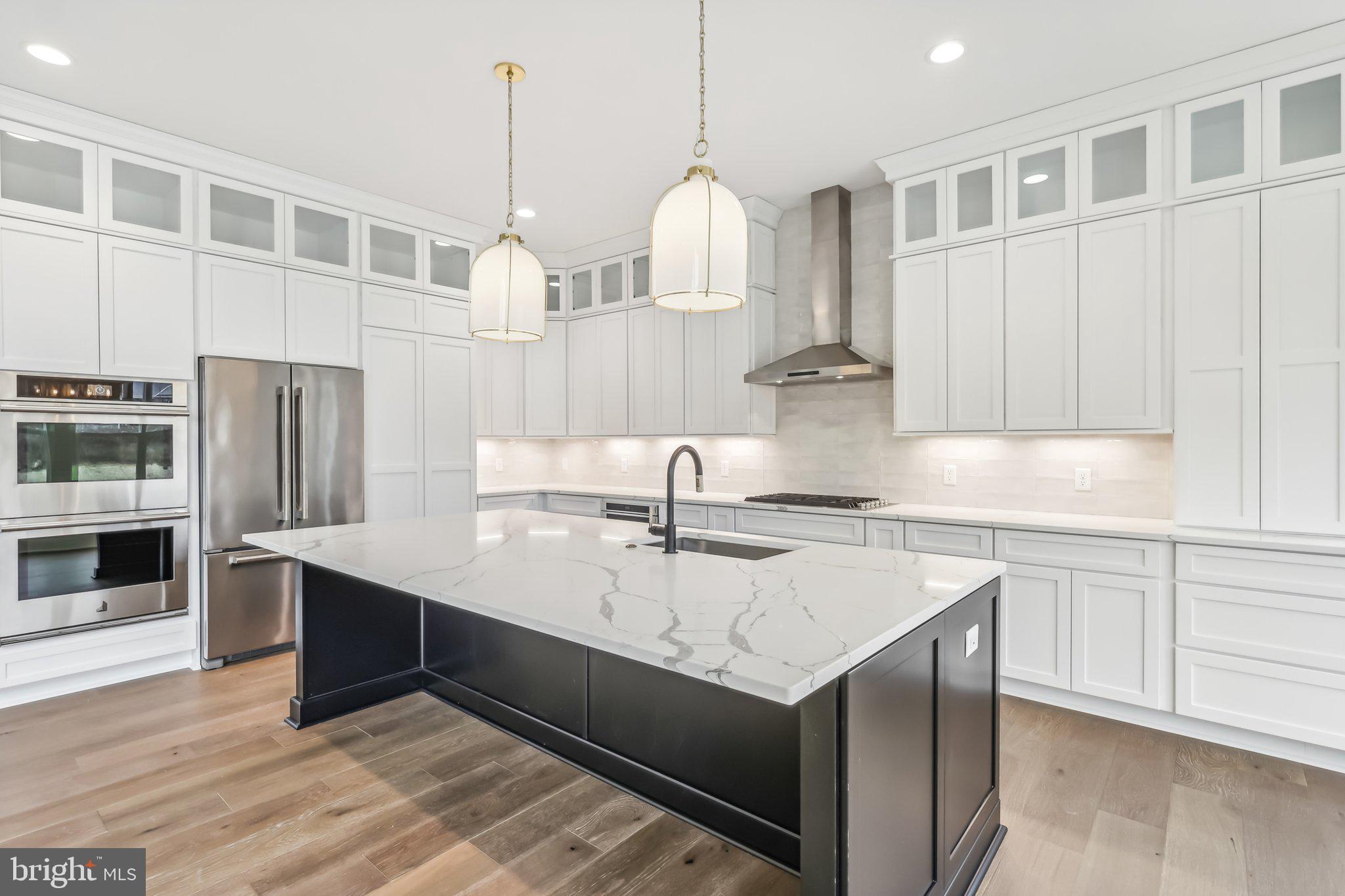 ENCLAVE AT GROVE - Residential