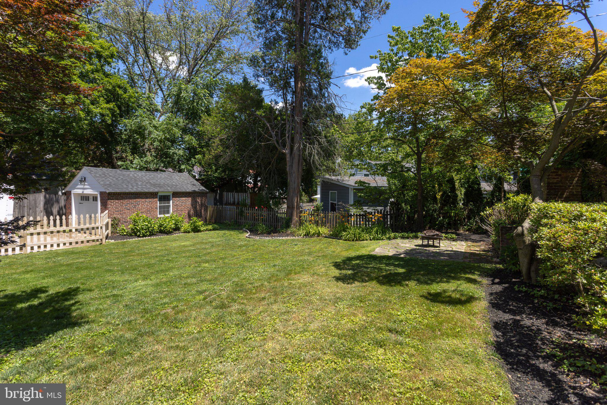 STONELEIGH - Residential