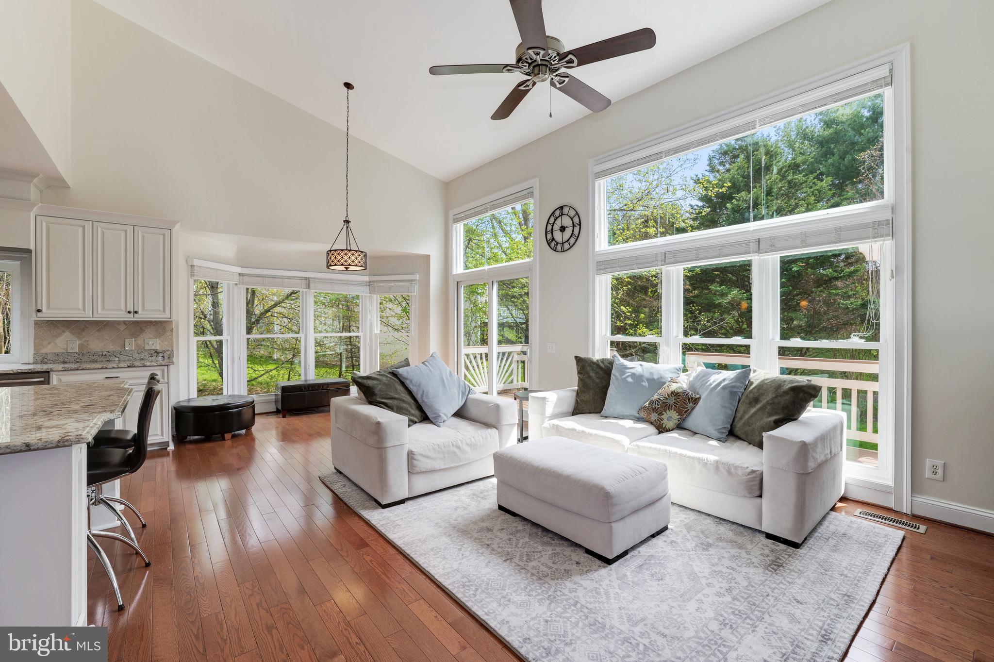 MCLEAN HUNDRED - Residential