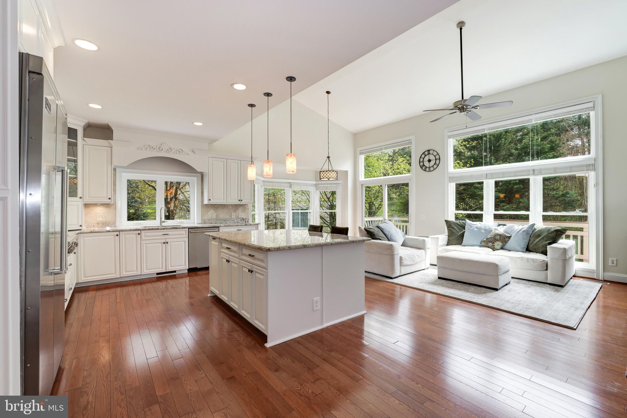 MCLEAN HUNDRED - Residential