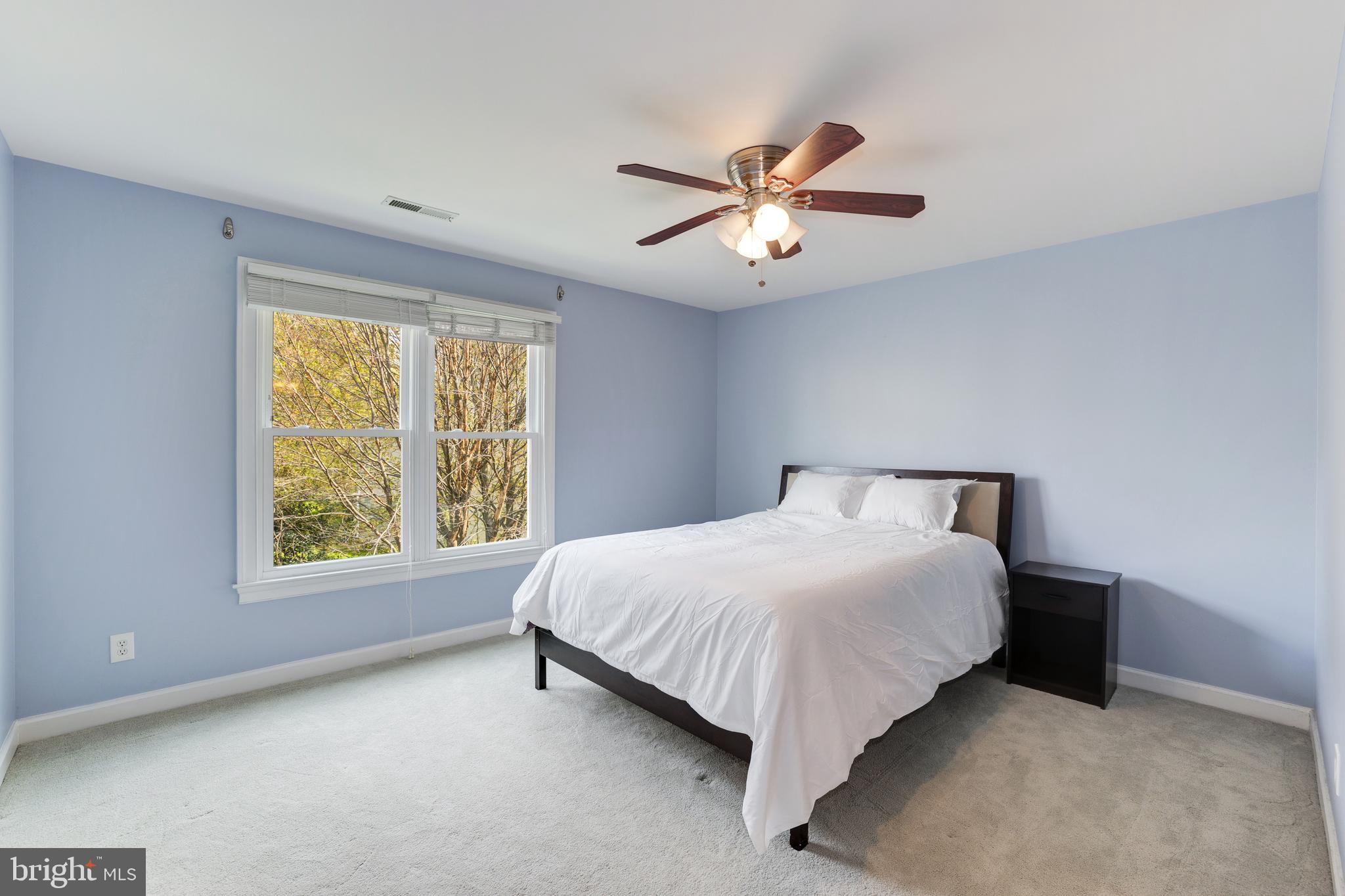 MCLEAN HUNDRED - Residential
