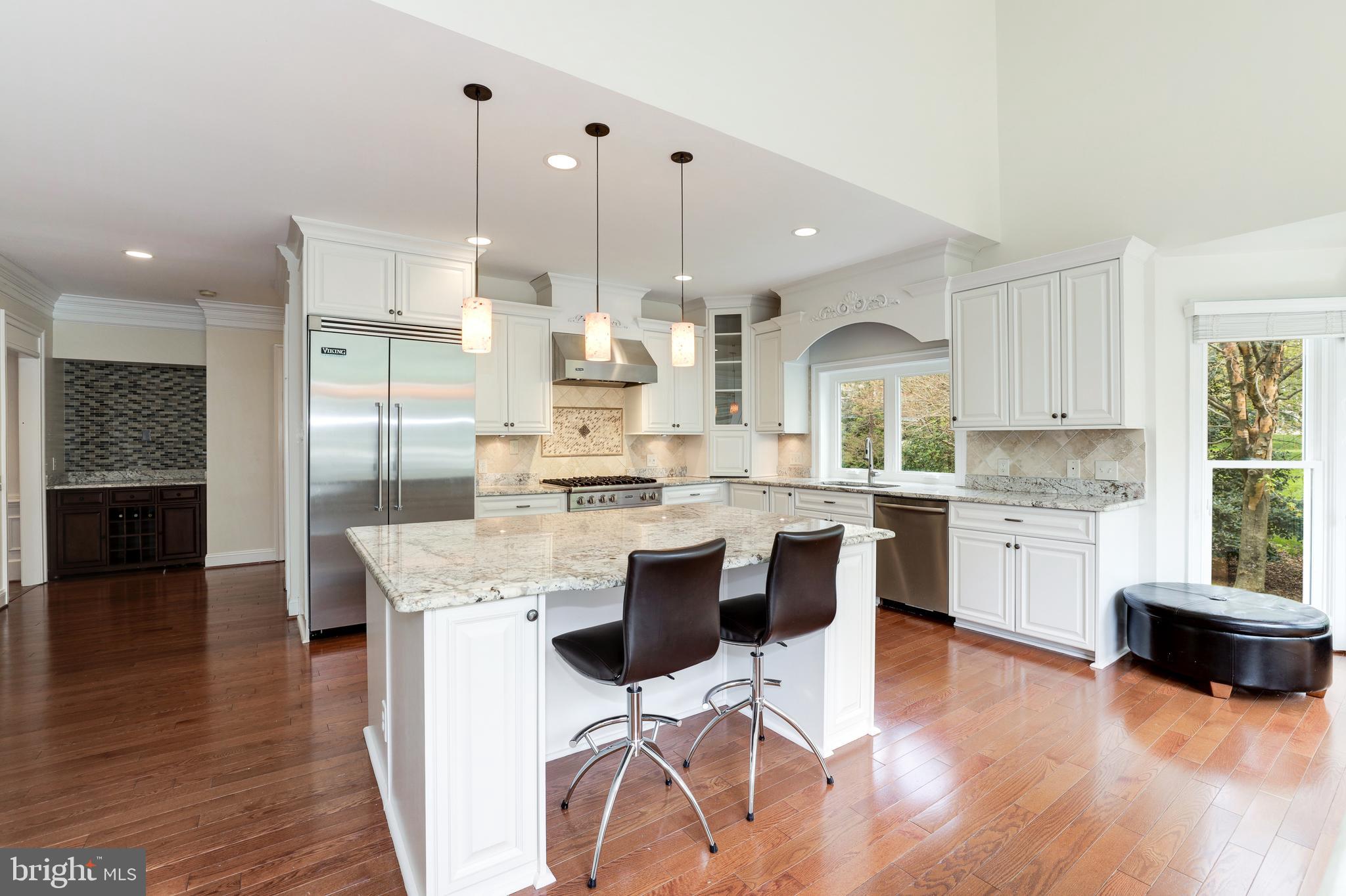 MCLEAN HUNDRED - Residential
