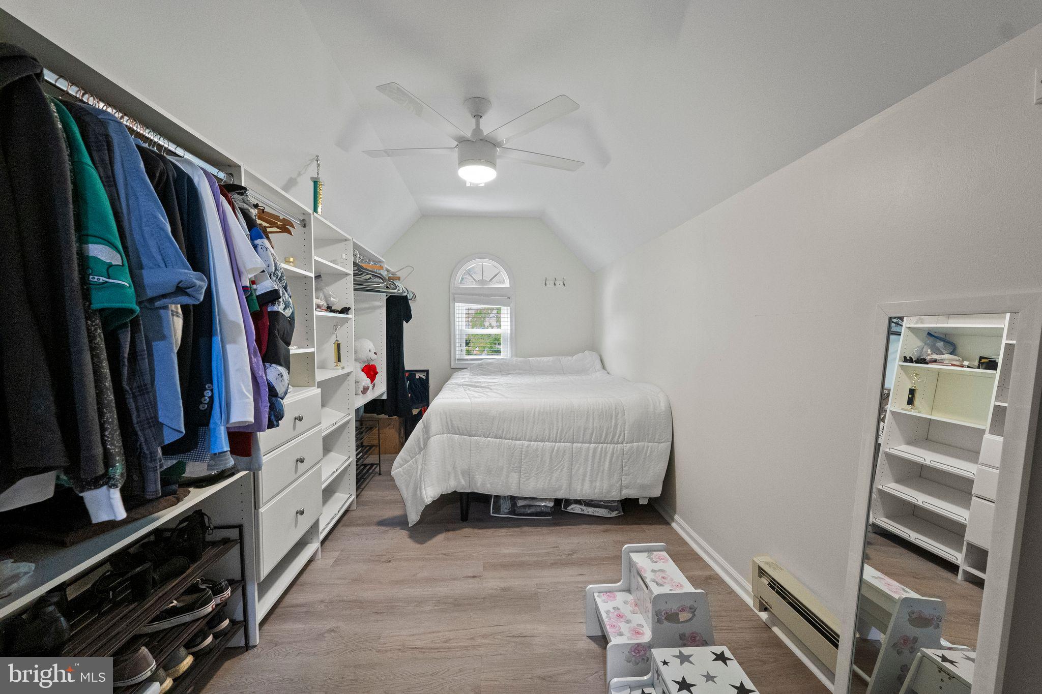 CROWN POINTE - Residential