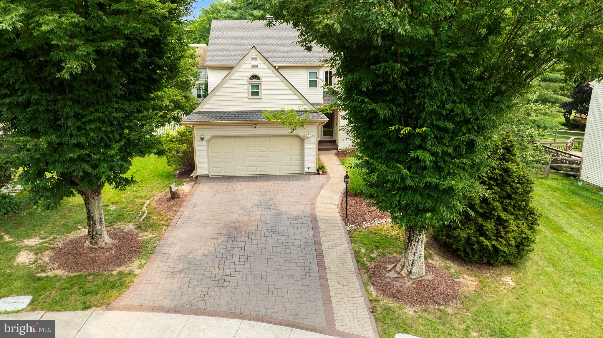 CROWN POINTE - Residential