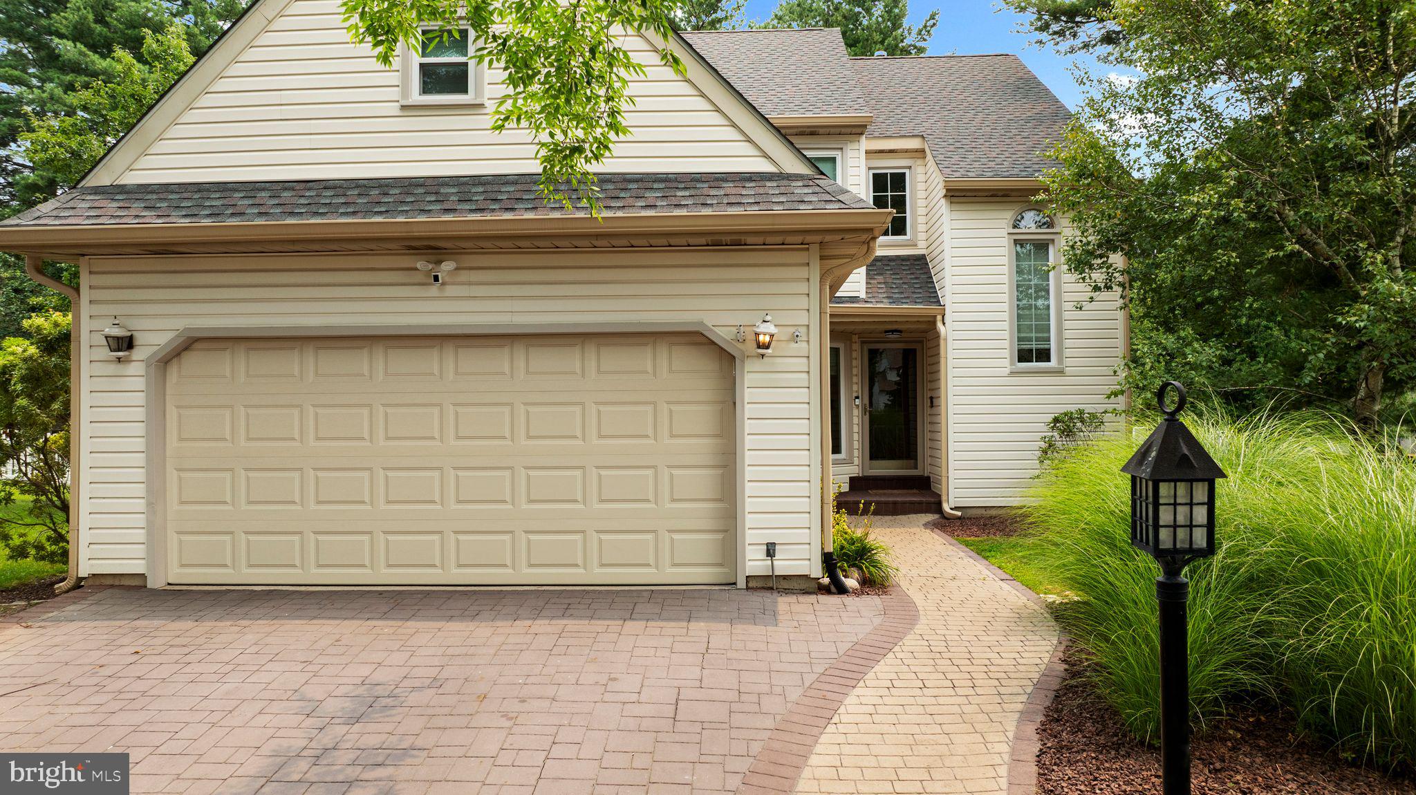 CROWN POINTE - Residential