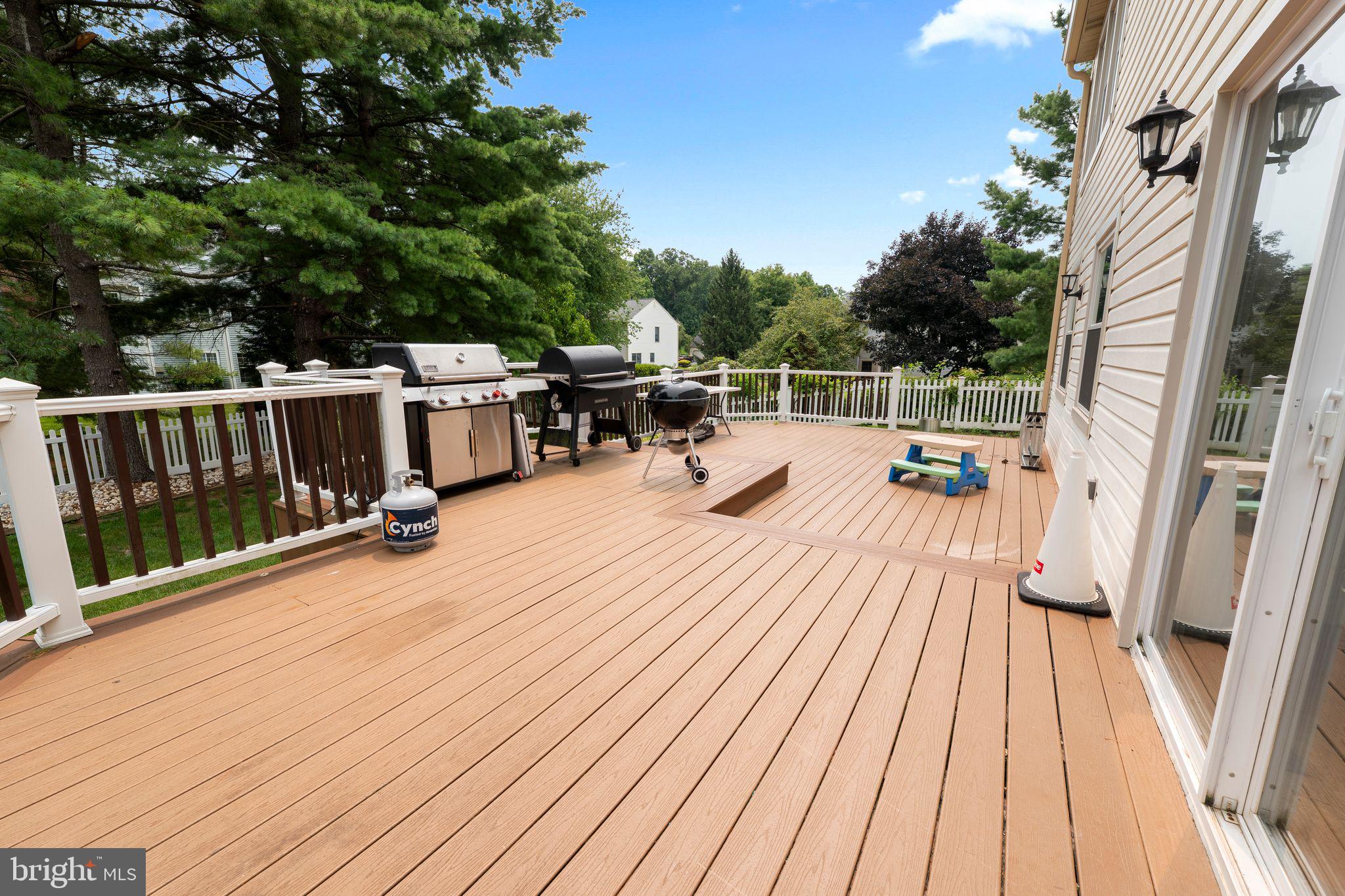 CROWN POINTE - Residential
