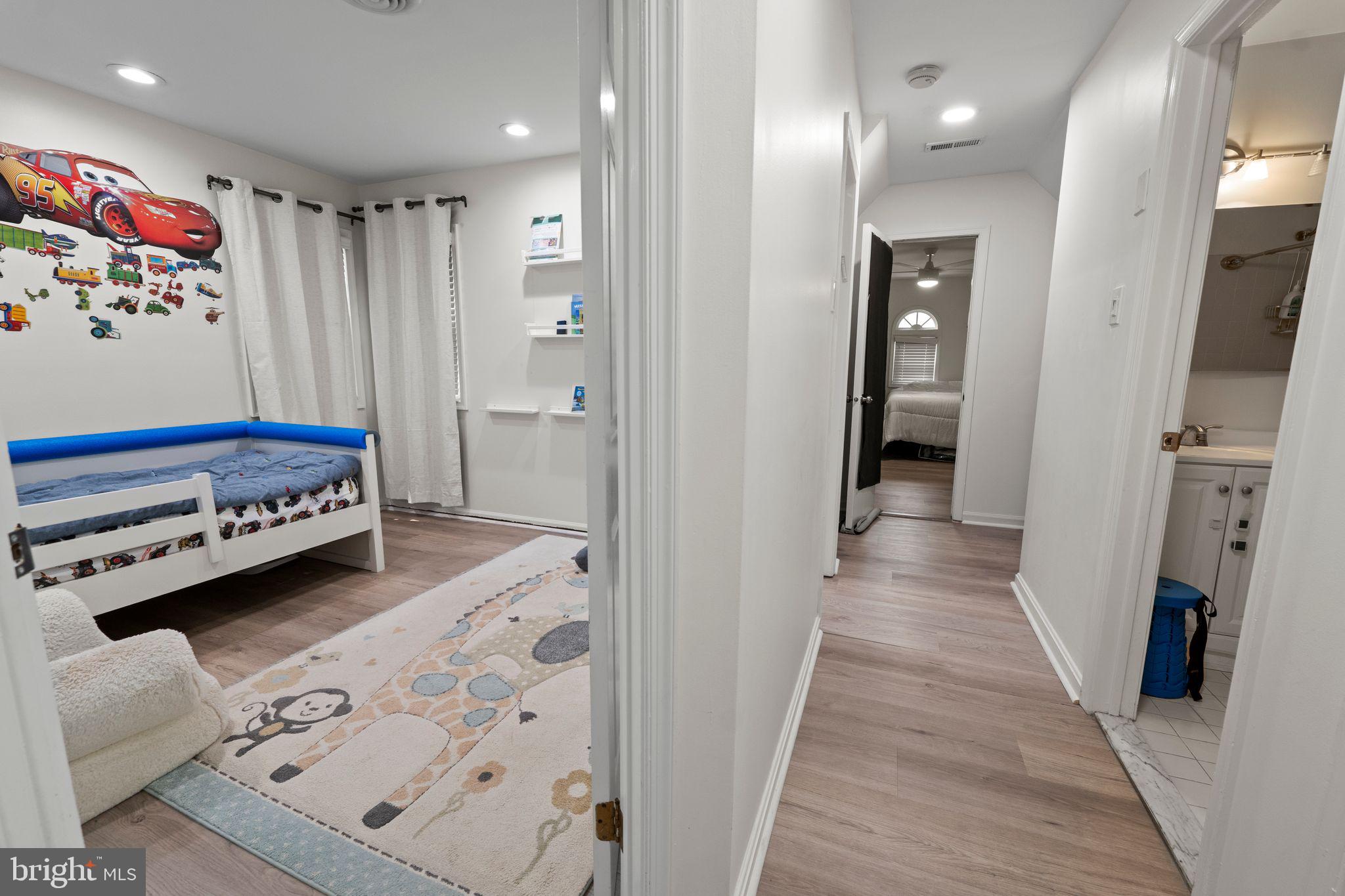 CROWN POINTE - Residential