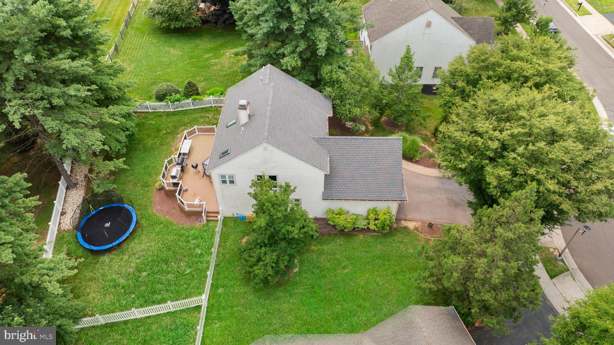 CROWN POINTE - Residential