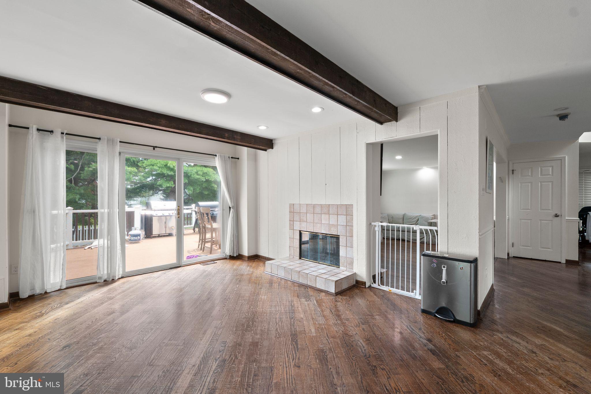 CROWN POINTE - Residential