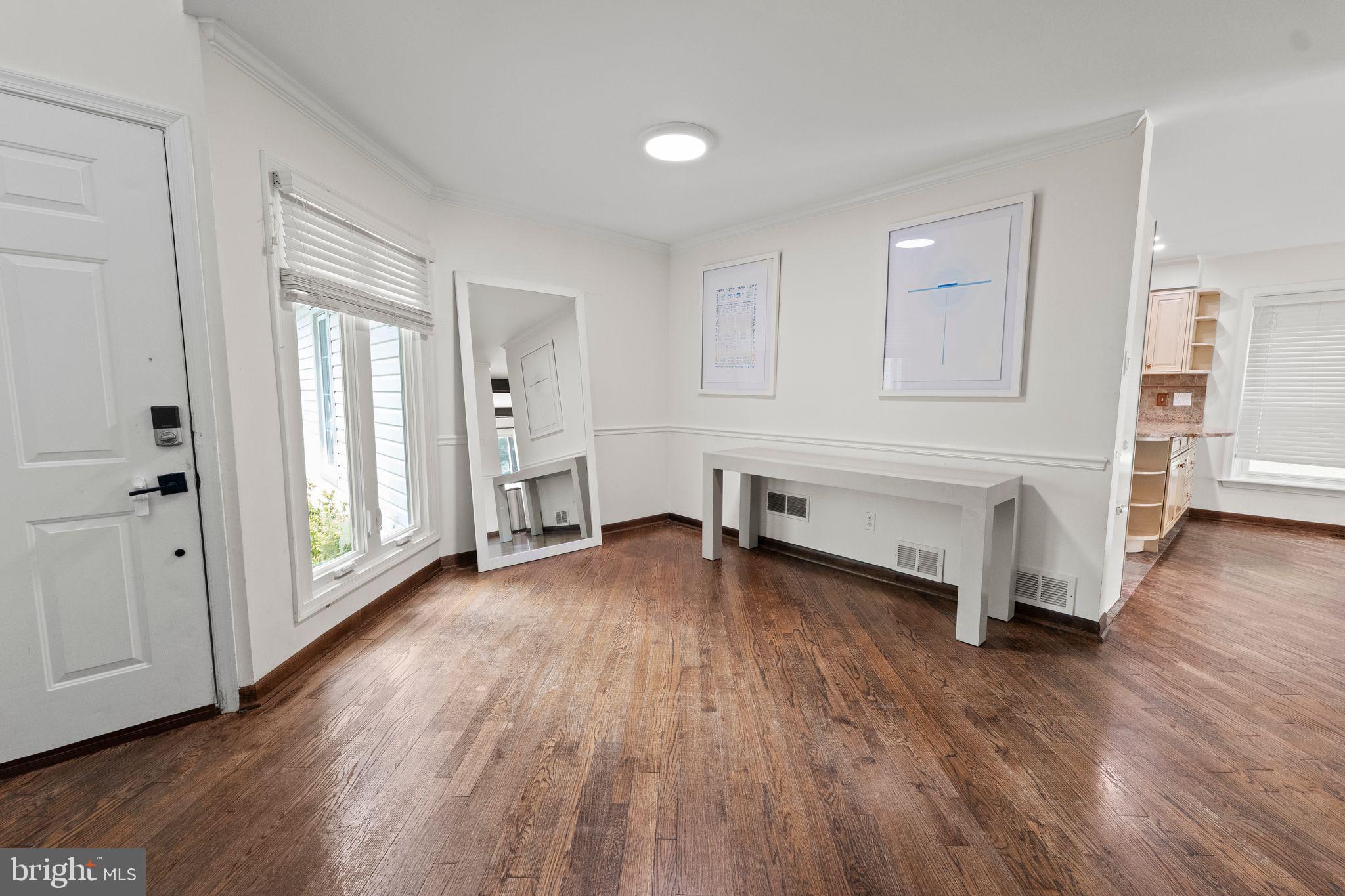 CROWN POINTE - Residential