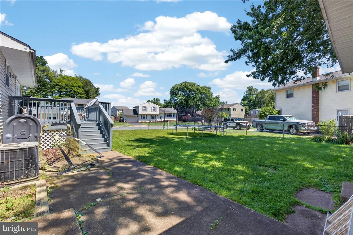 BREEZEWOOD - Residential