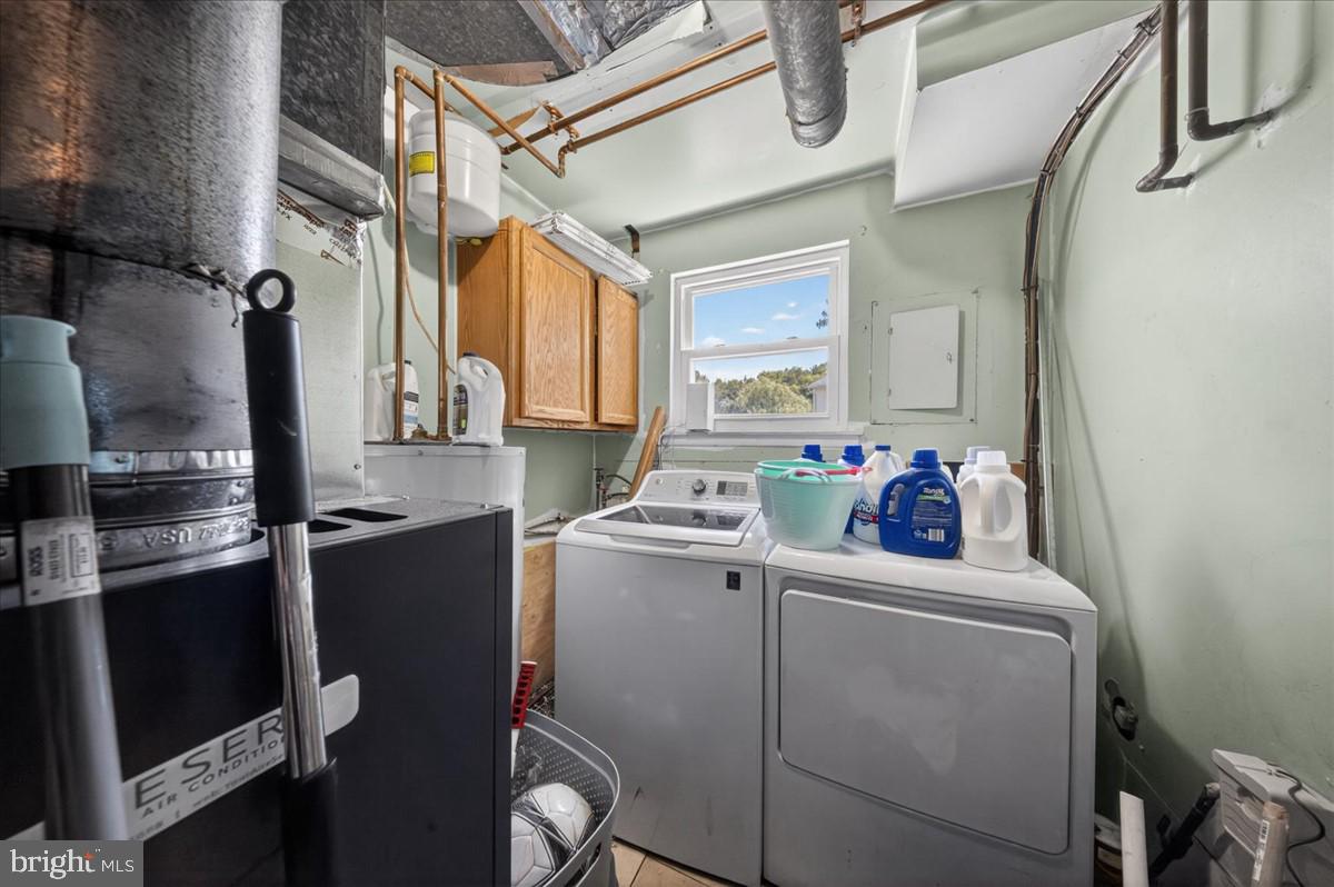 BREEZEWOOD - Residential