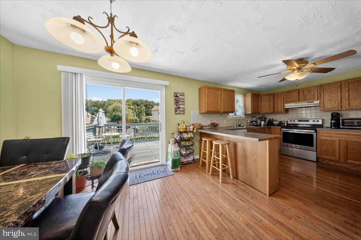 BREEZEWOOD - Residential
