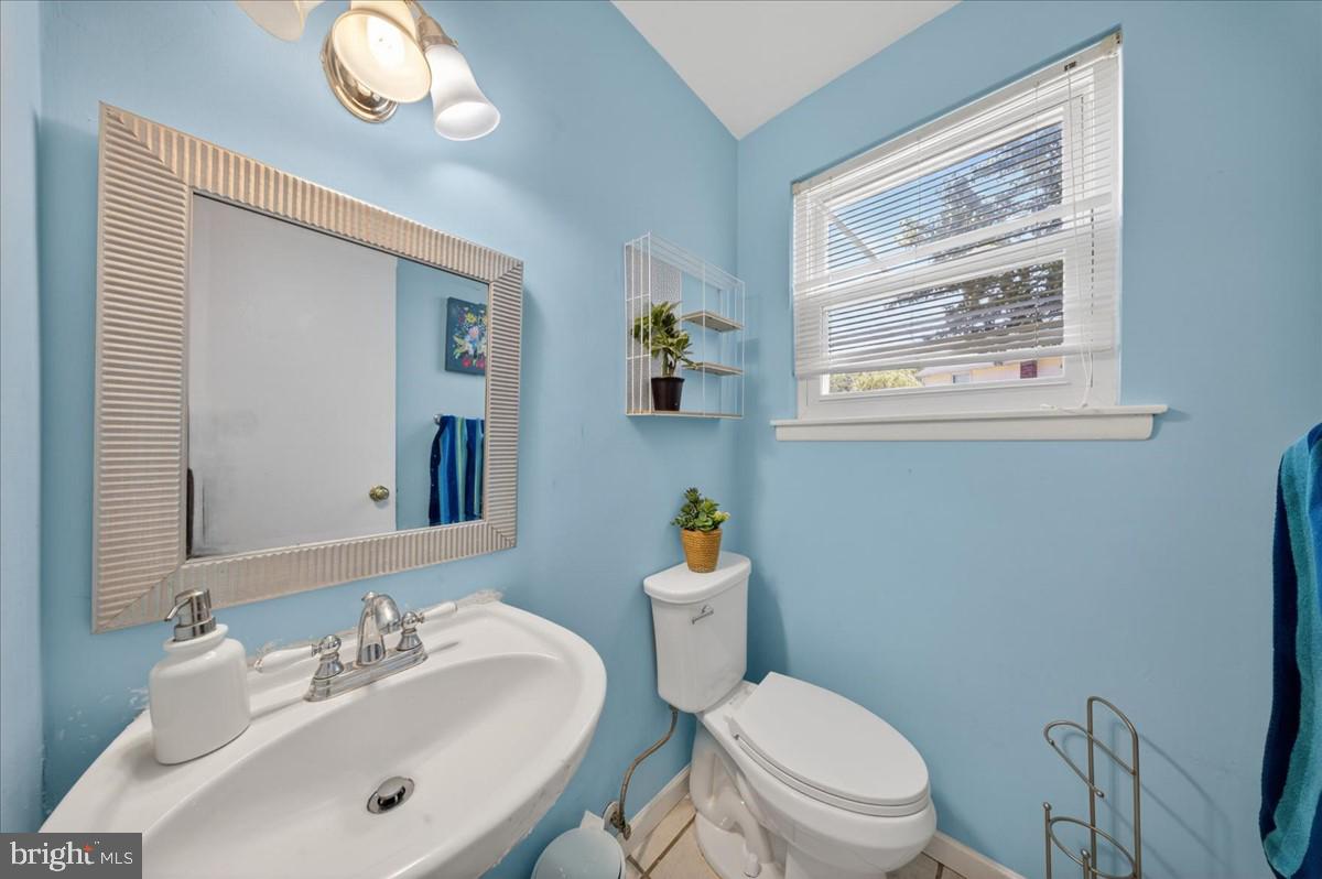 BREEZEWOOD - Residential