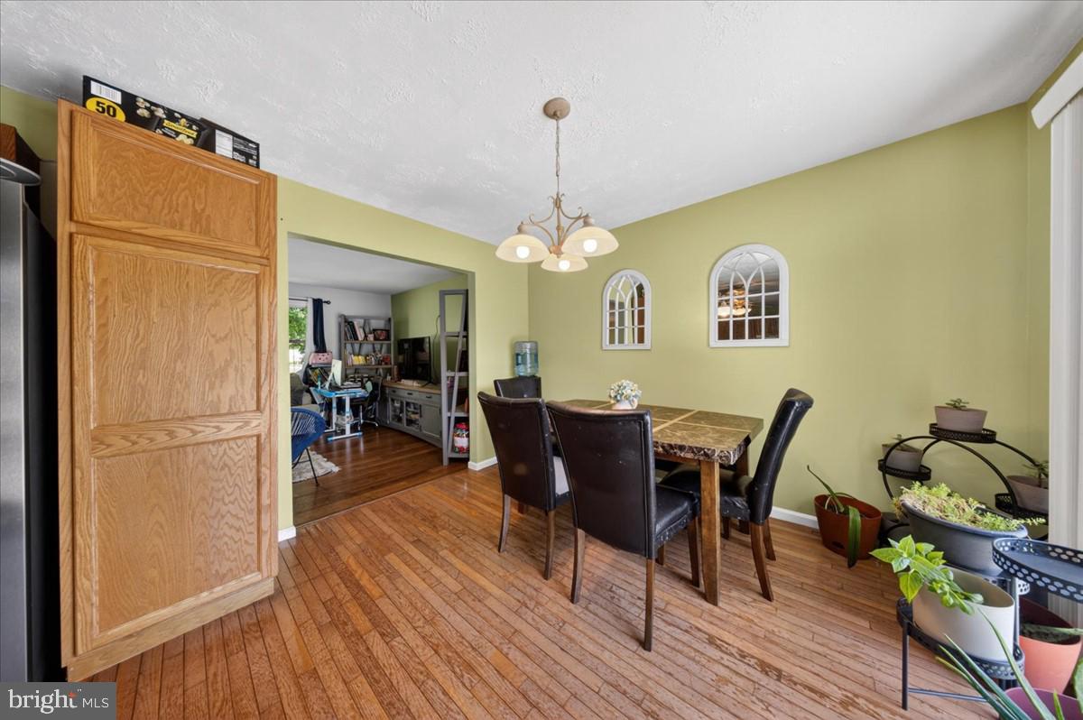 BREEZEWOOD - Residential