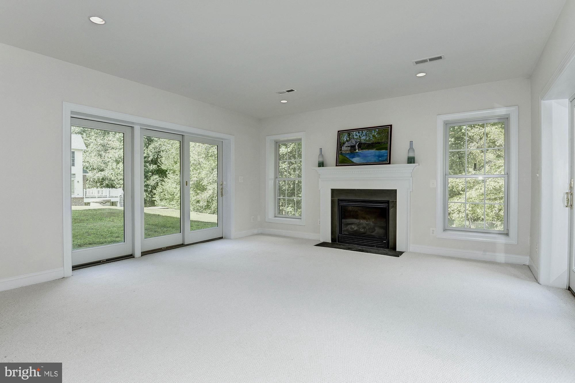 QUAIL CREEK - Residential Lease