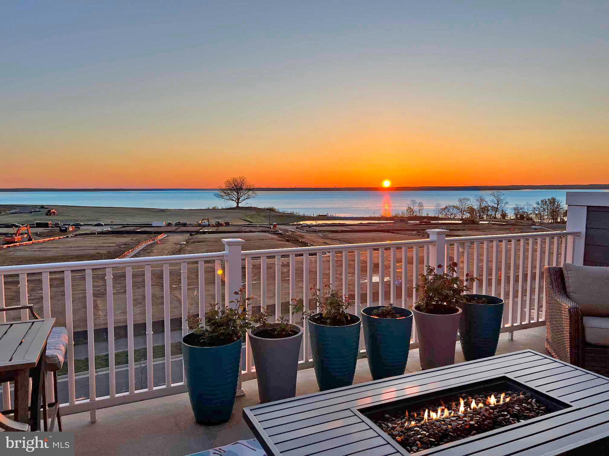 POTOMAC SHORES - Residential