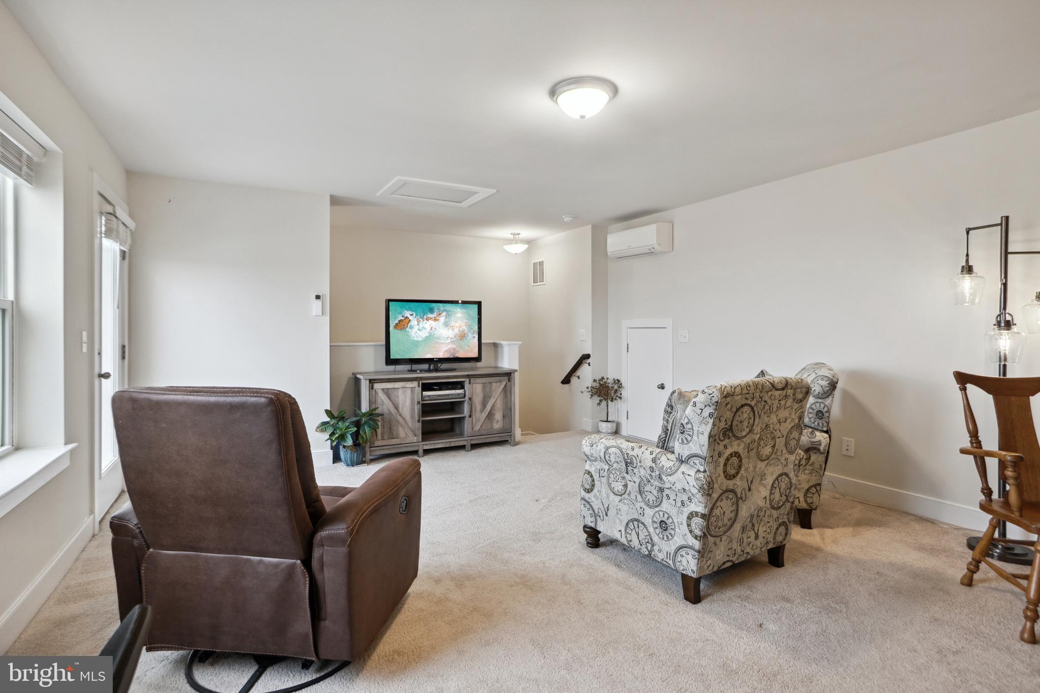 POTOMAC SHORES - Residential