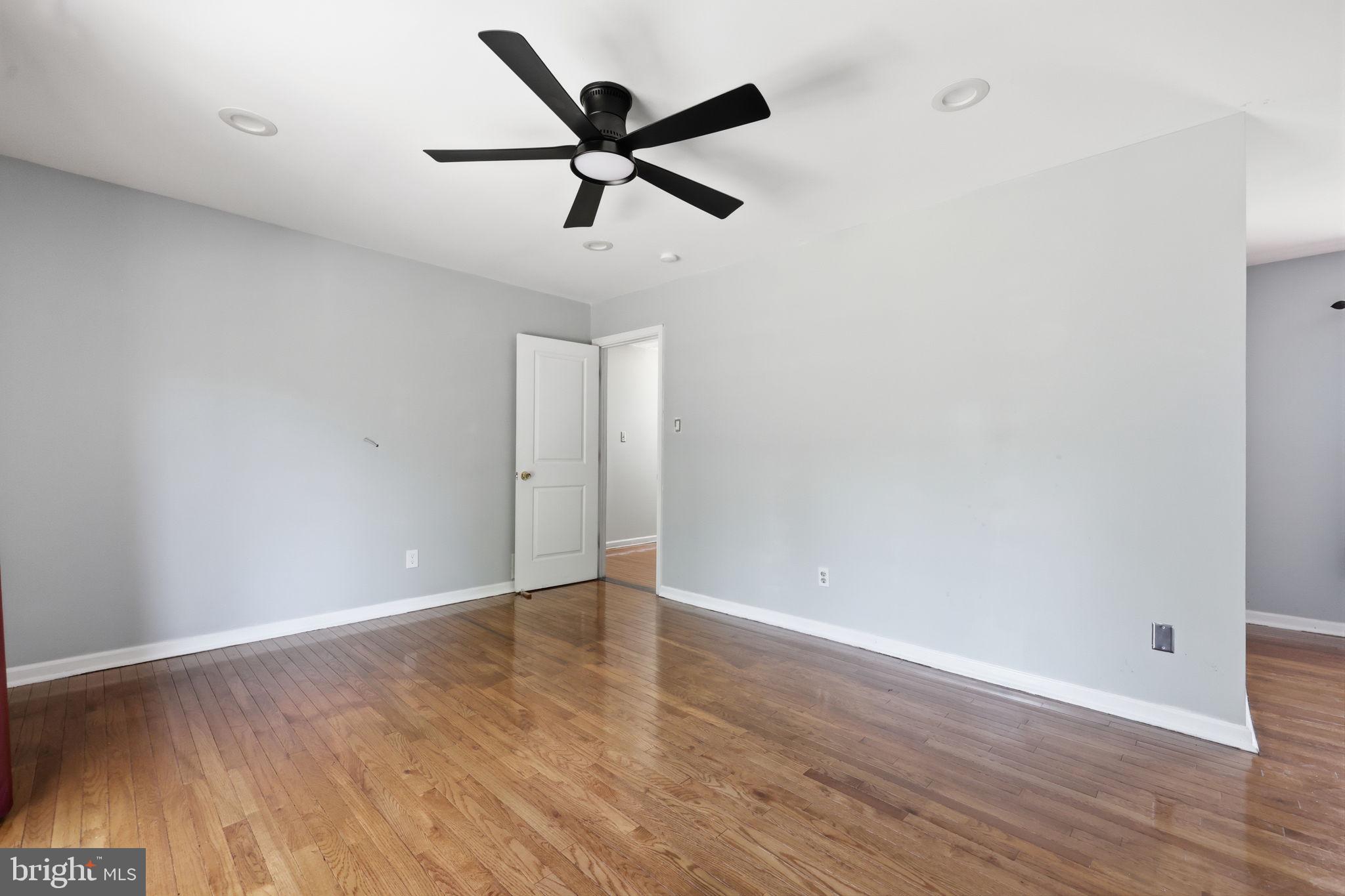 FAIRLESS HILLS - Residential