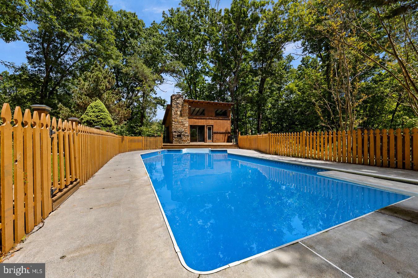 AUTUMN HILLS ESTATES - Residential